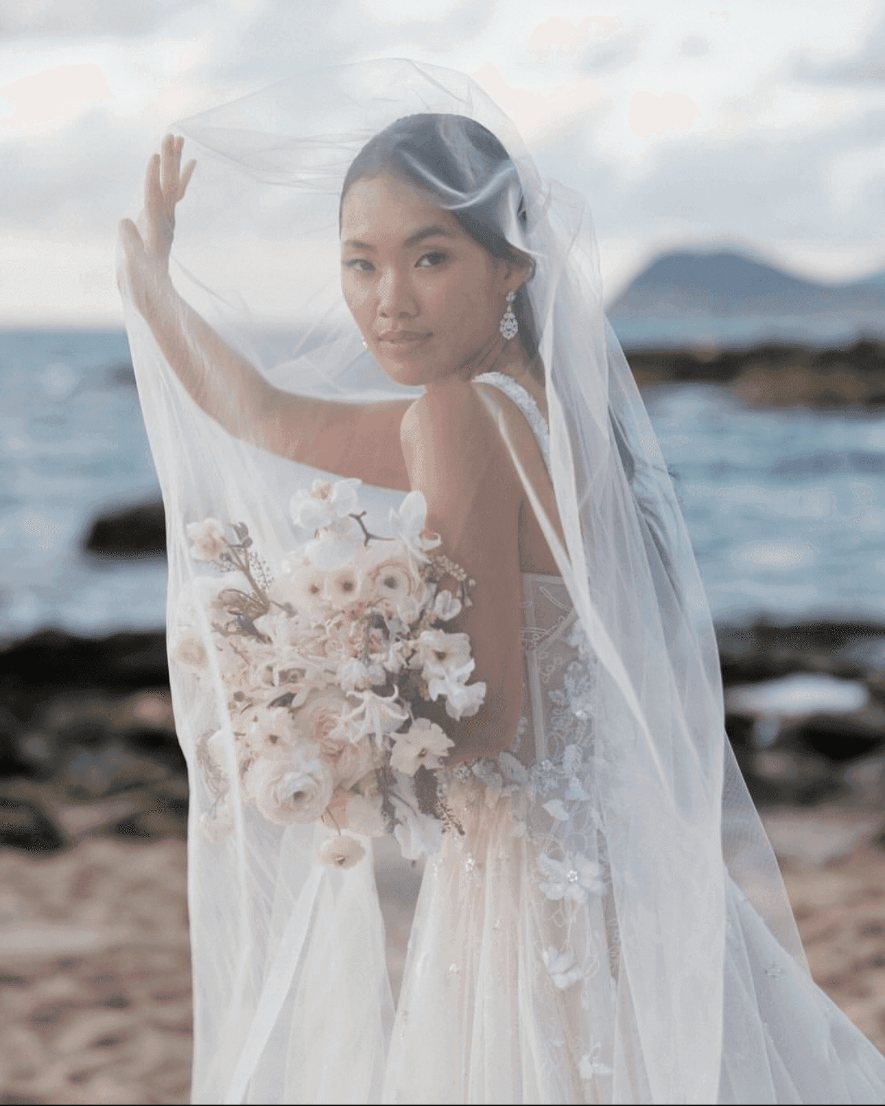 Wedding Veil on Bride wearing Statement Earrings | EDEN LUXE Bridal
