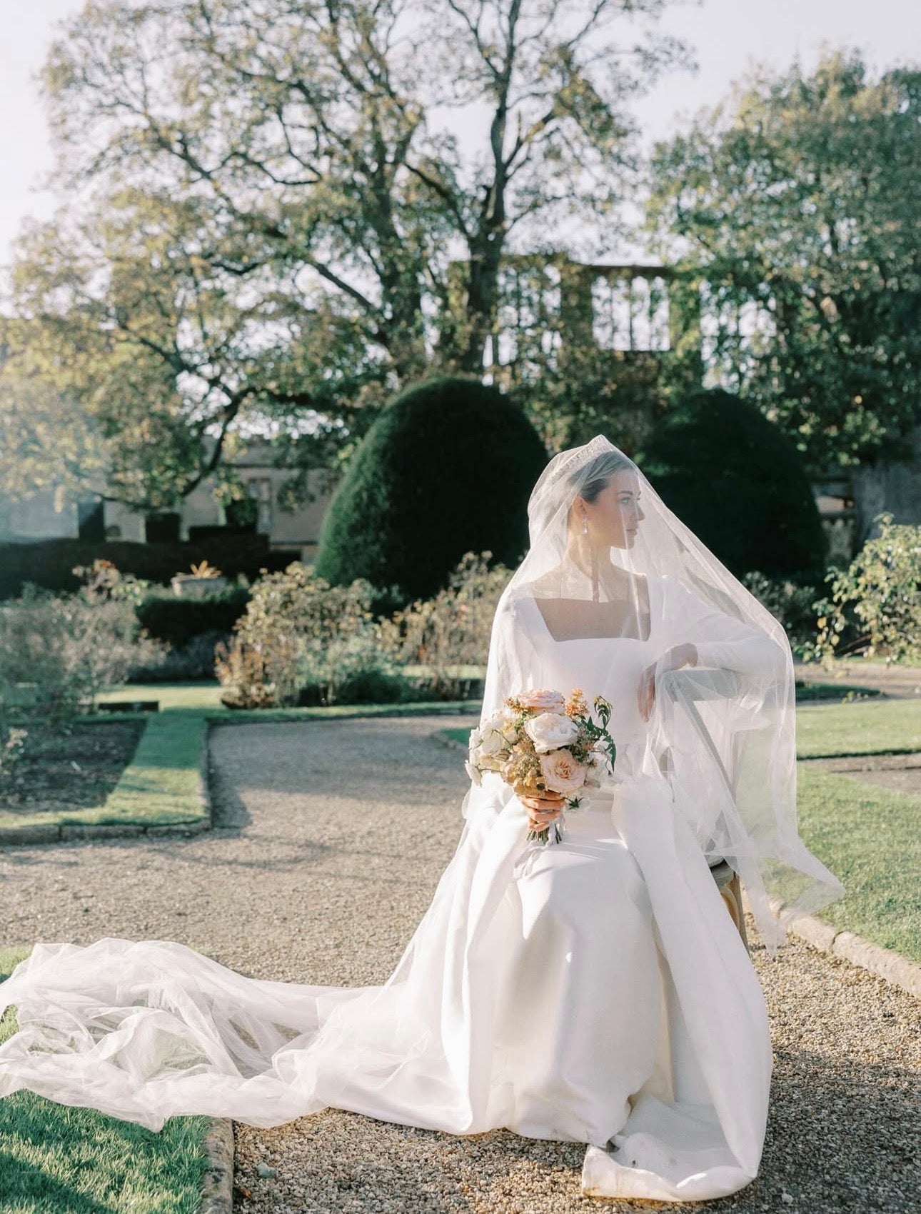 GAYLE Royal Bridal Crown