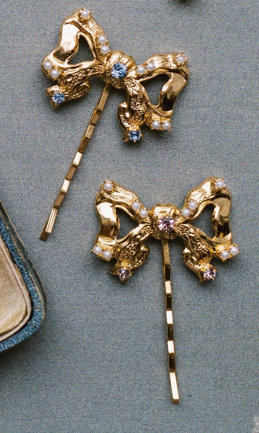 ANTOINETTE Bow Bobby Pin - Pale Amethyst – EDEN LUXE Everyday