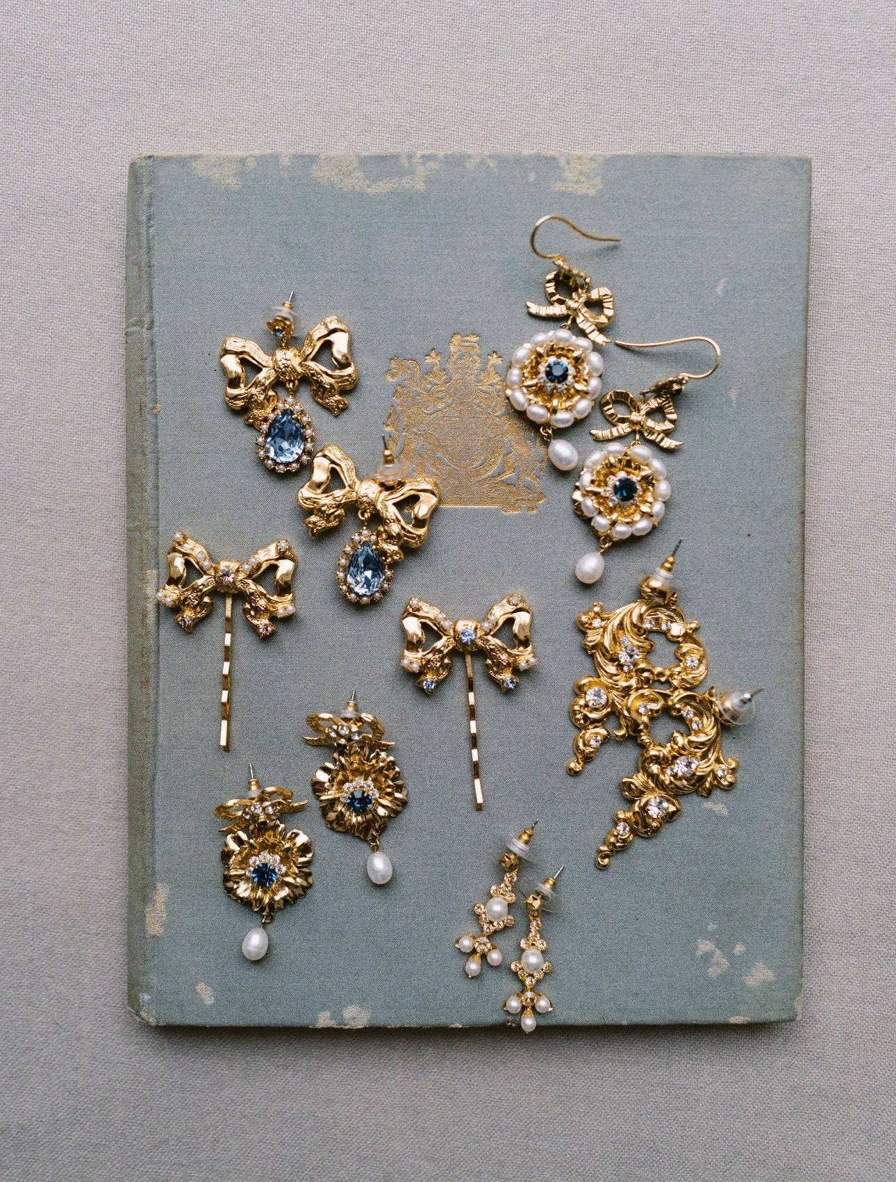 SOPHIE Petite Freshwater Pearl Antique Inspired Earrings - EDEN LUXE Everyday