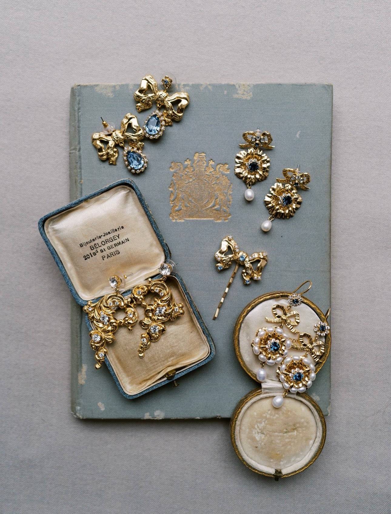 SOPHIE Petite Freshwater Pearl Antique Inspired Earrings - EDEN LUXE Everyday