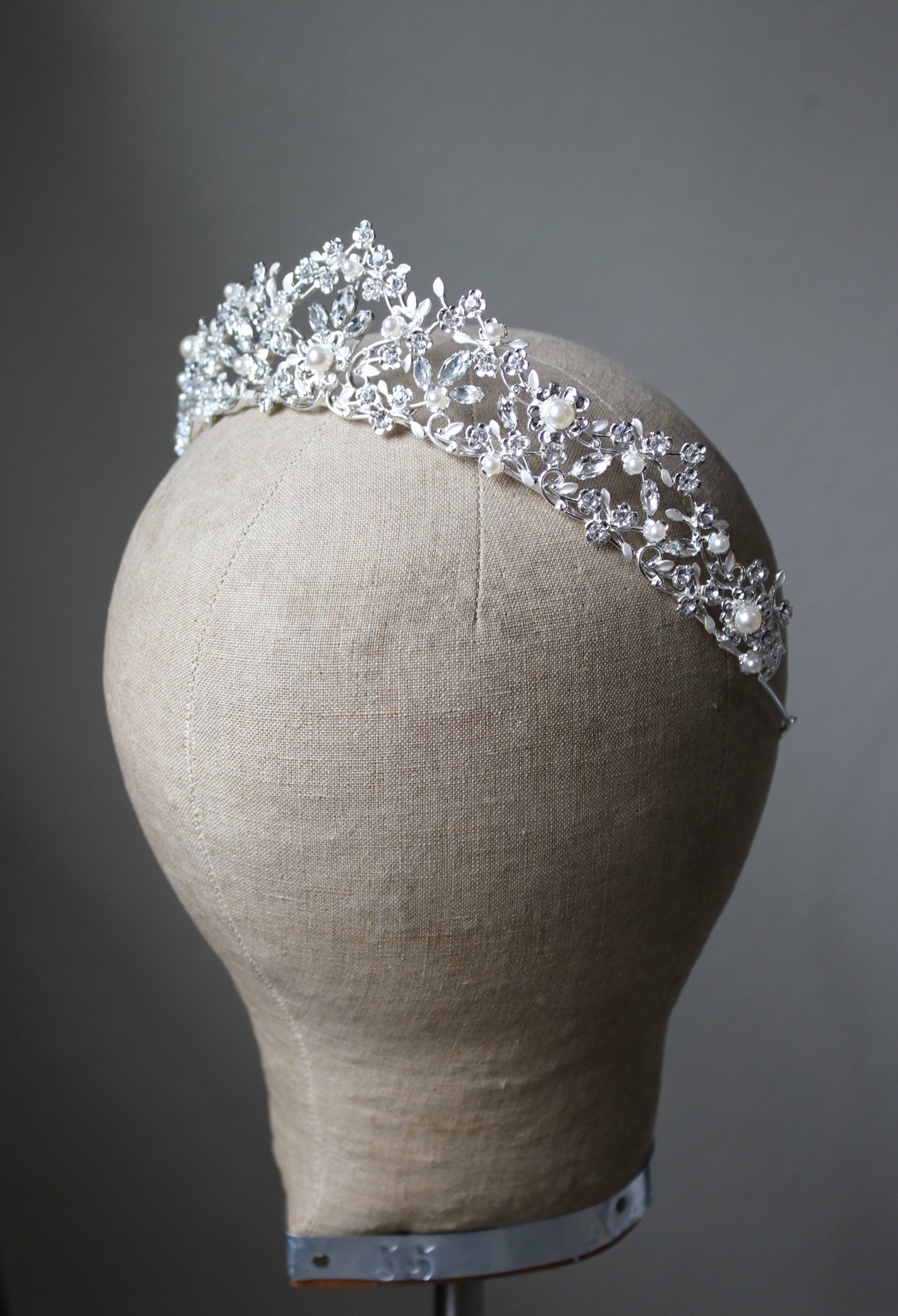Wedding Tiara with pearls | EDEN LUXE Bridal