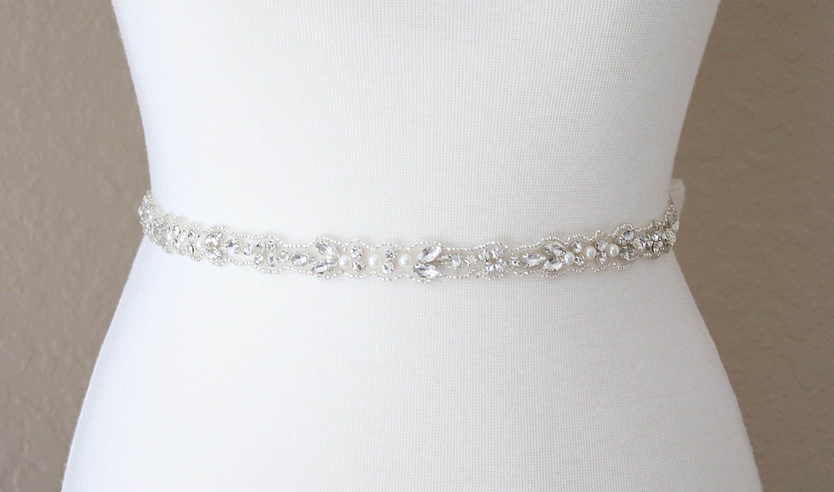 DAPHNE - Sparkle Crystal and Pearl Belt Sashes In Silver – JohnnyB