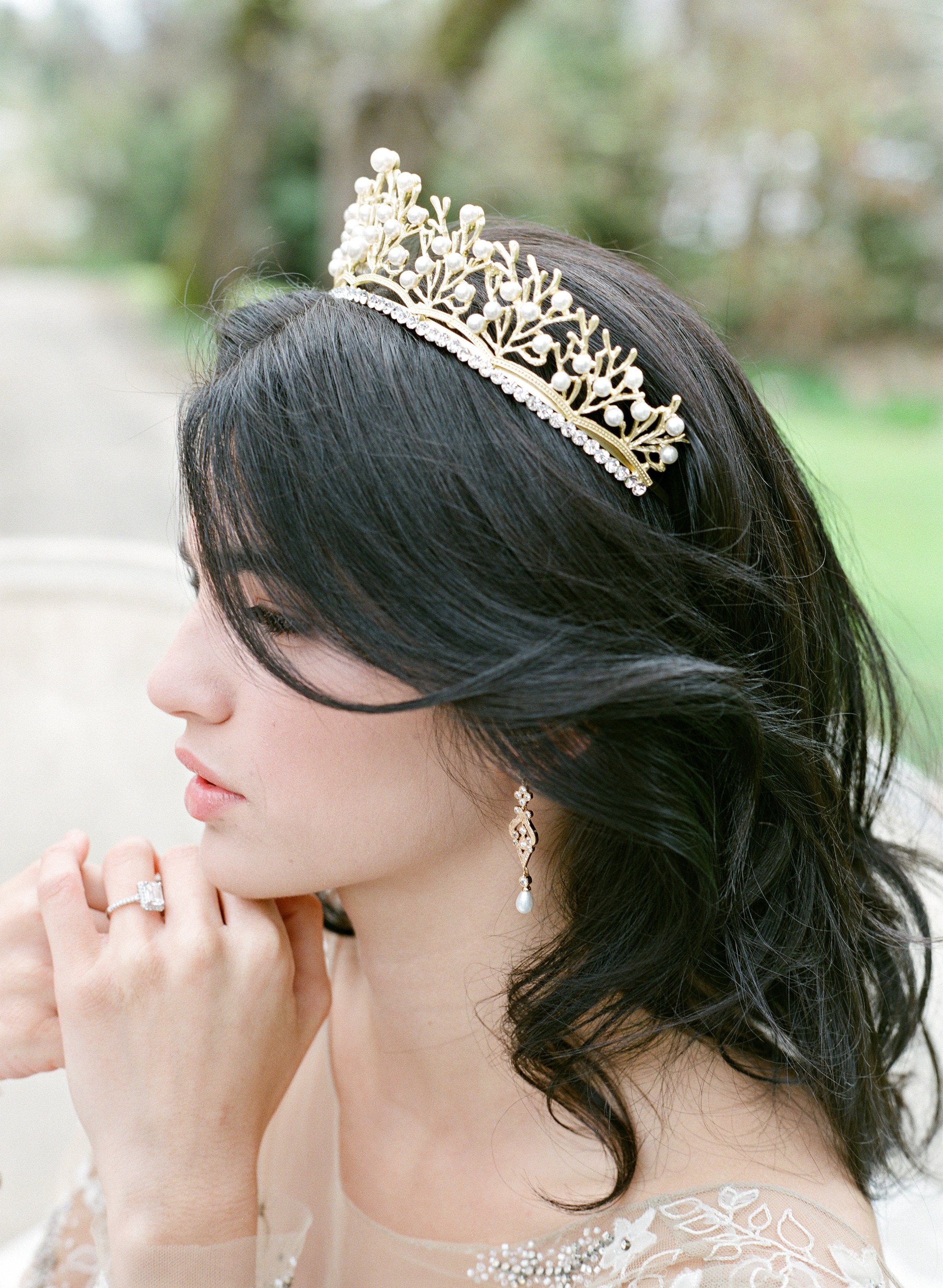 EDEN LUXE Bridal Earrings AURELIE Gold Earrings and Necklace Set