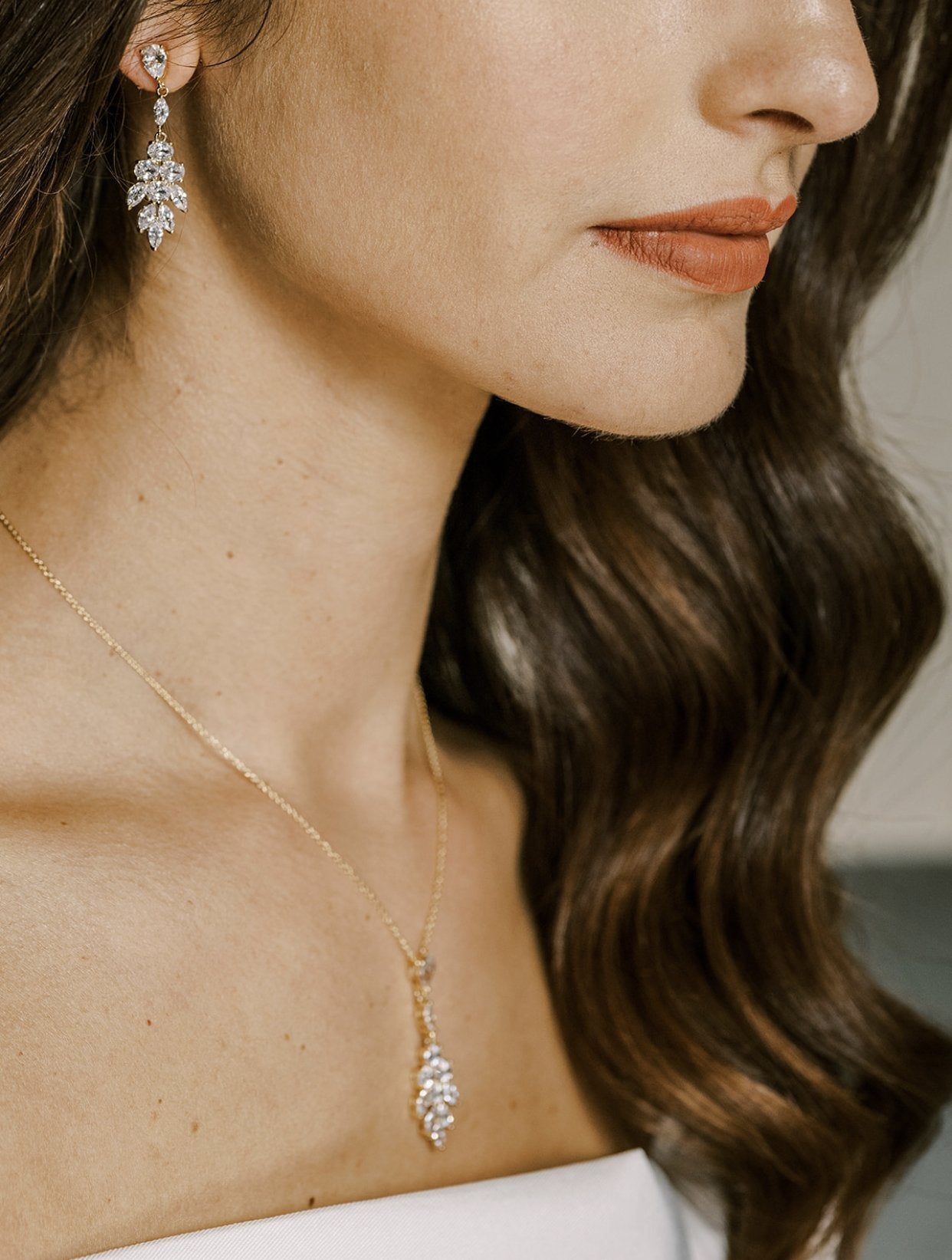 EDEN LUXE Bridal Earrings JASMINE Bridal Drop Earrings and Necklace Set