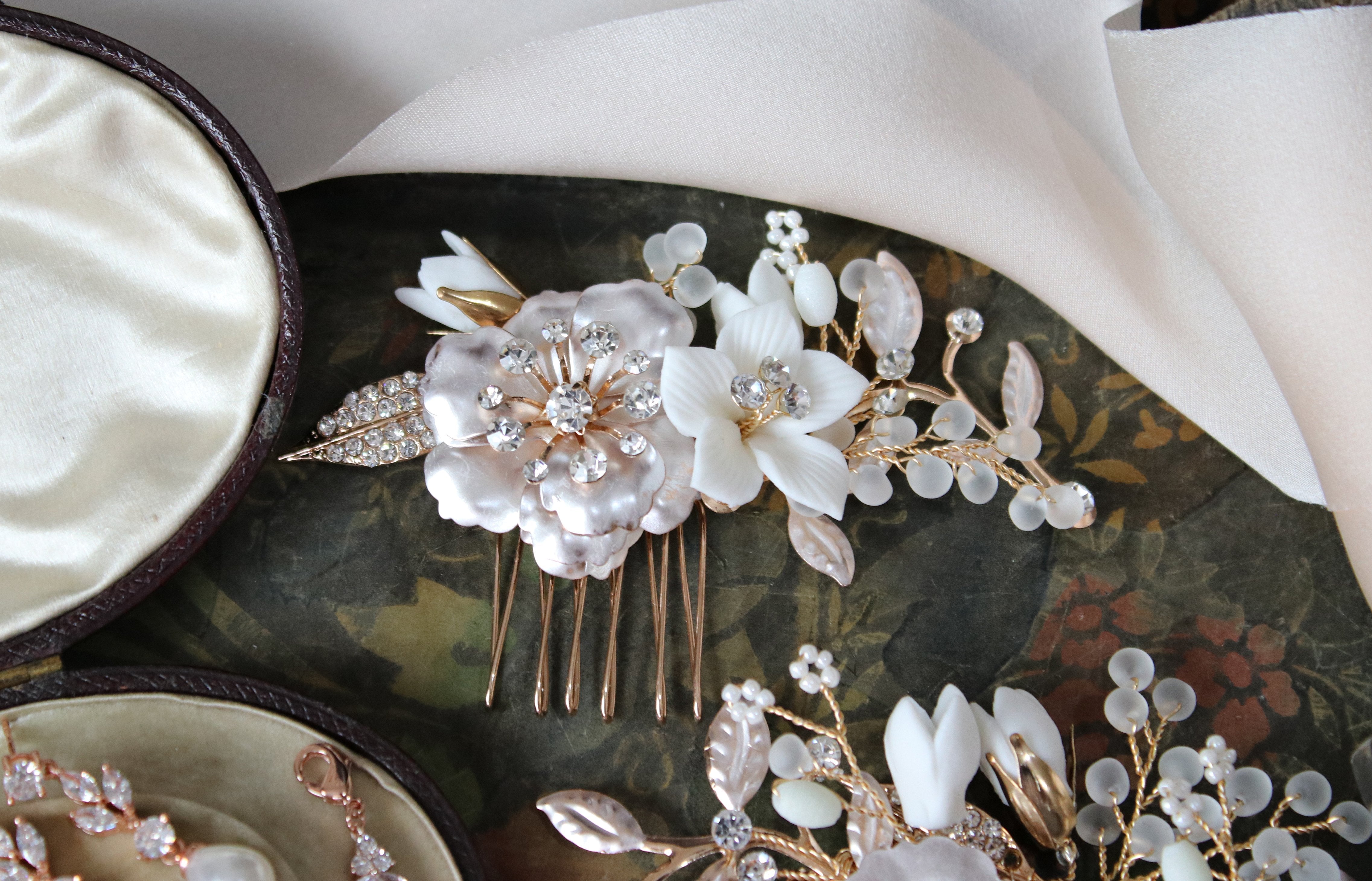 EDEN LUXE Bridal Headpiece ADDISON Porcelain Floral and Crystal Comb Set