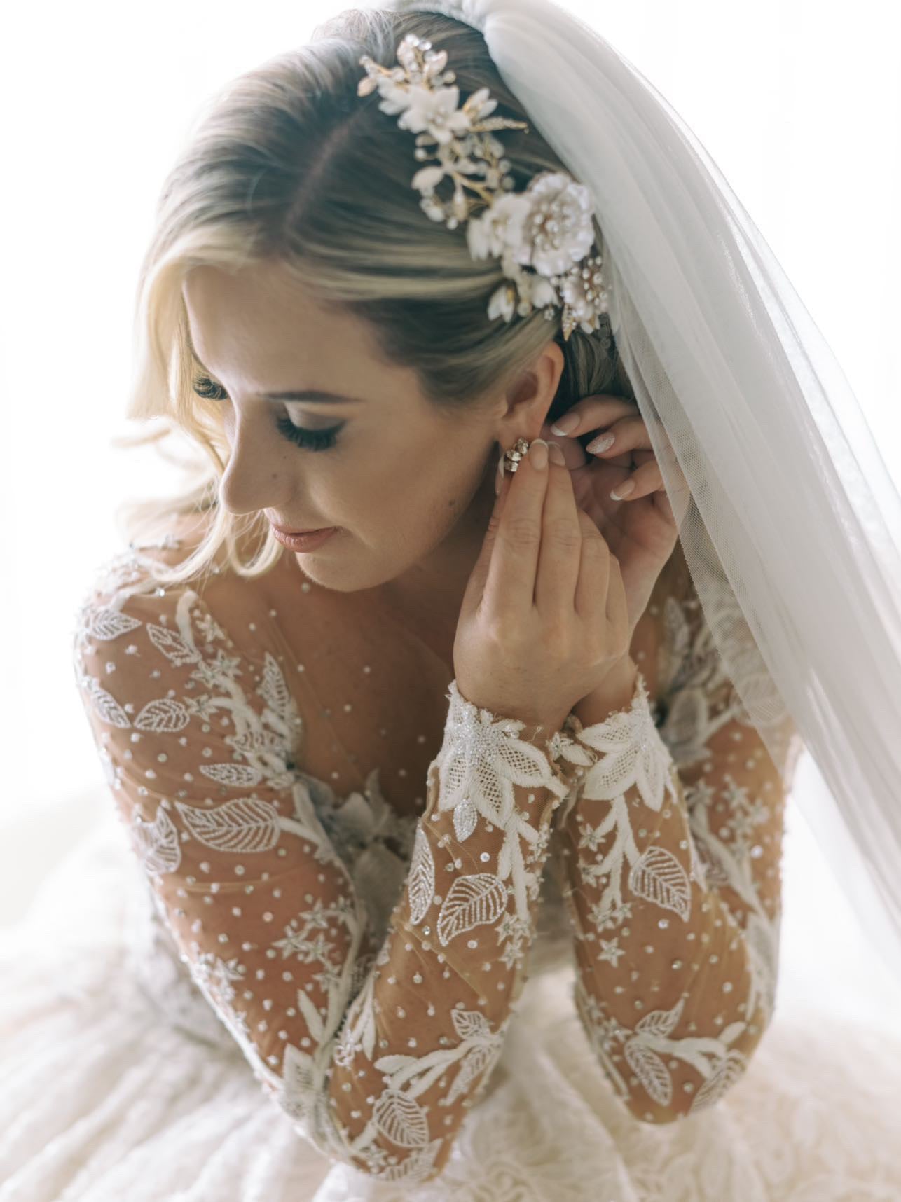 EDEN LUXE Bridal Headpiece ADDISON Porcelain Floral and Crystal Comb Set