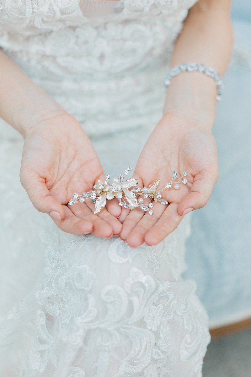 EDEN LUXE Bridal Headpiece APRIL Gilded Leaves Hair Clip Set
