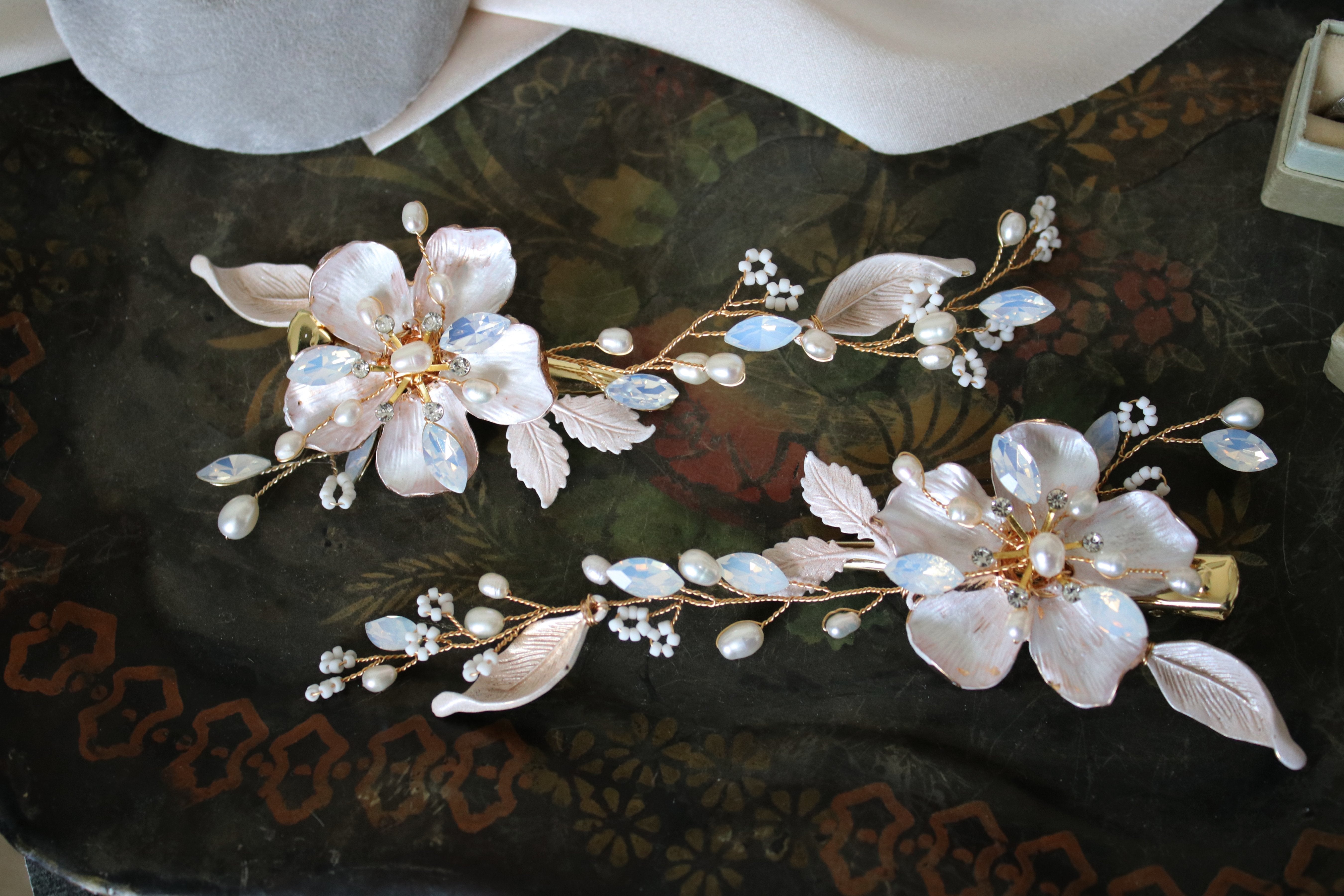 EDEN LUXE Bridal Headpiece ASHLEY Blush Gilded Floral and Freshwater Pearl Hairclip