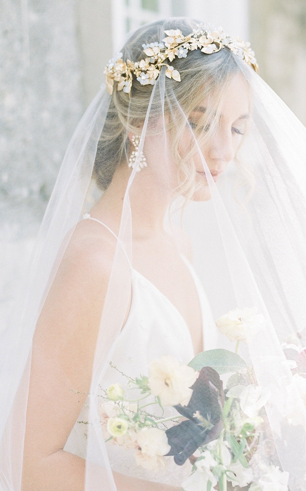 EDEN LUXE Bridal Headpiece Gold / White Ribbon Ties JULIET Gold Bridal Halo Headpiece