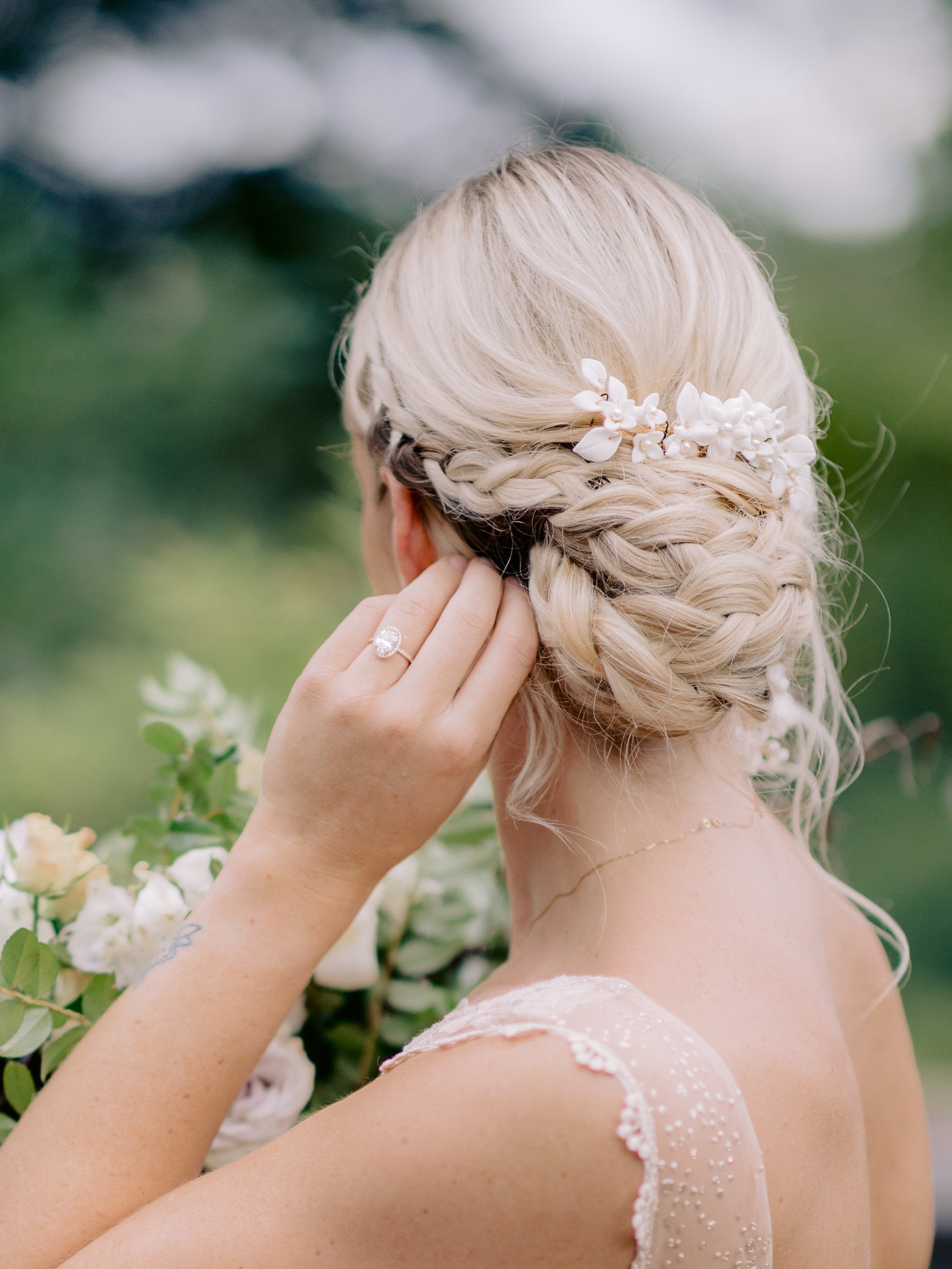 EDEN LUXE Bridal Headpiece LILY Porcelain Blossom and Pearl Comb