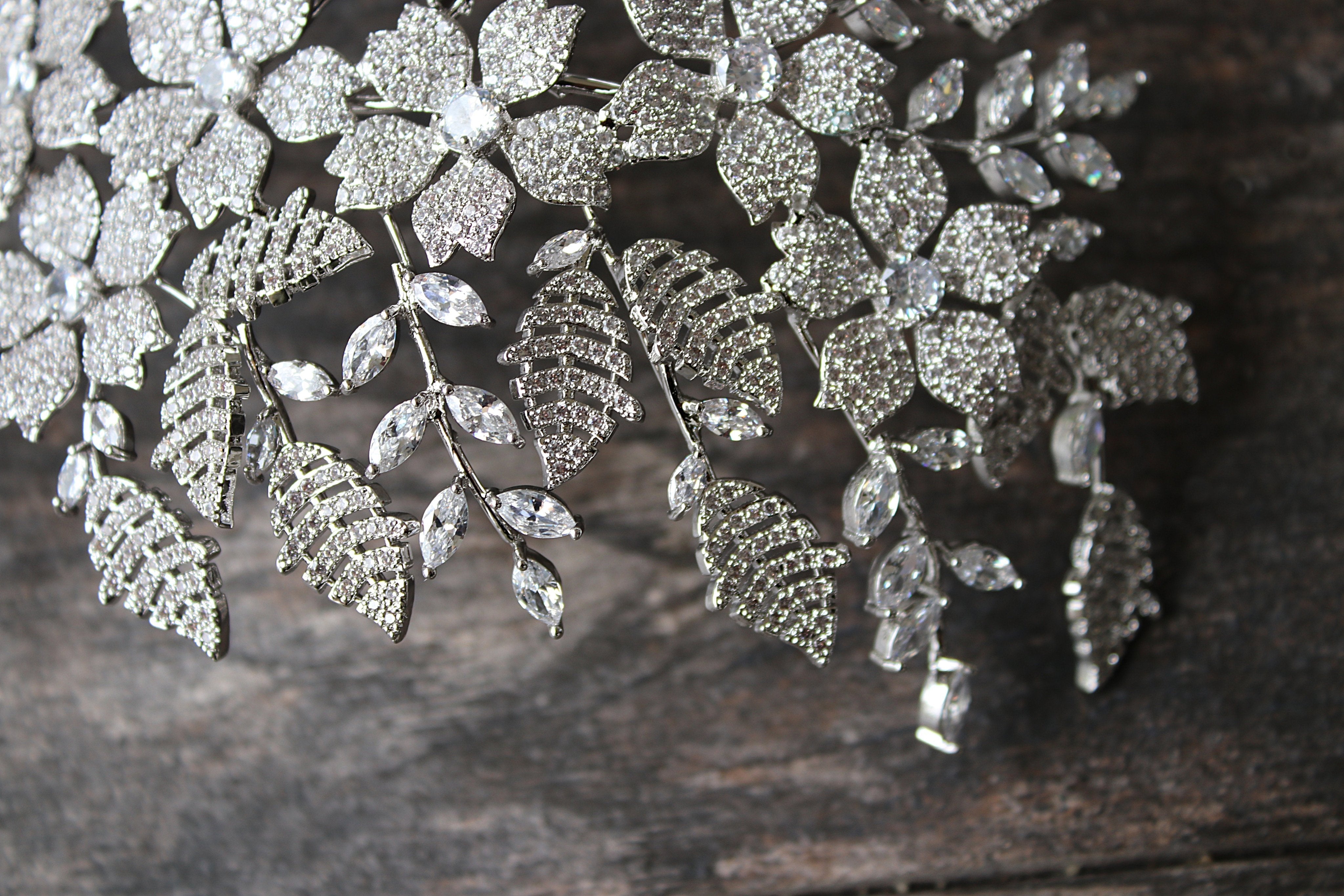 EDEN LUXE Bridal Headpiece RINALDI Simulated Diamond Headpiece