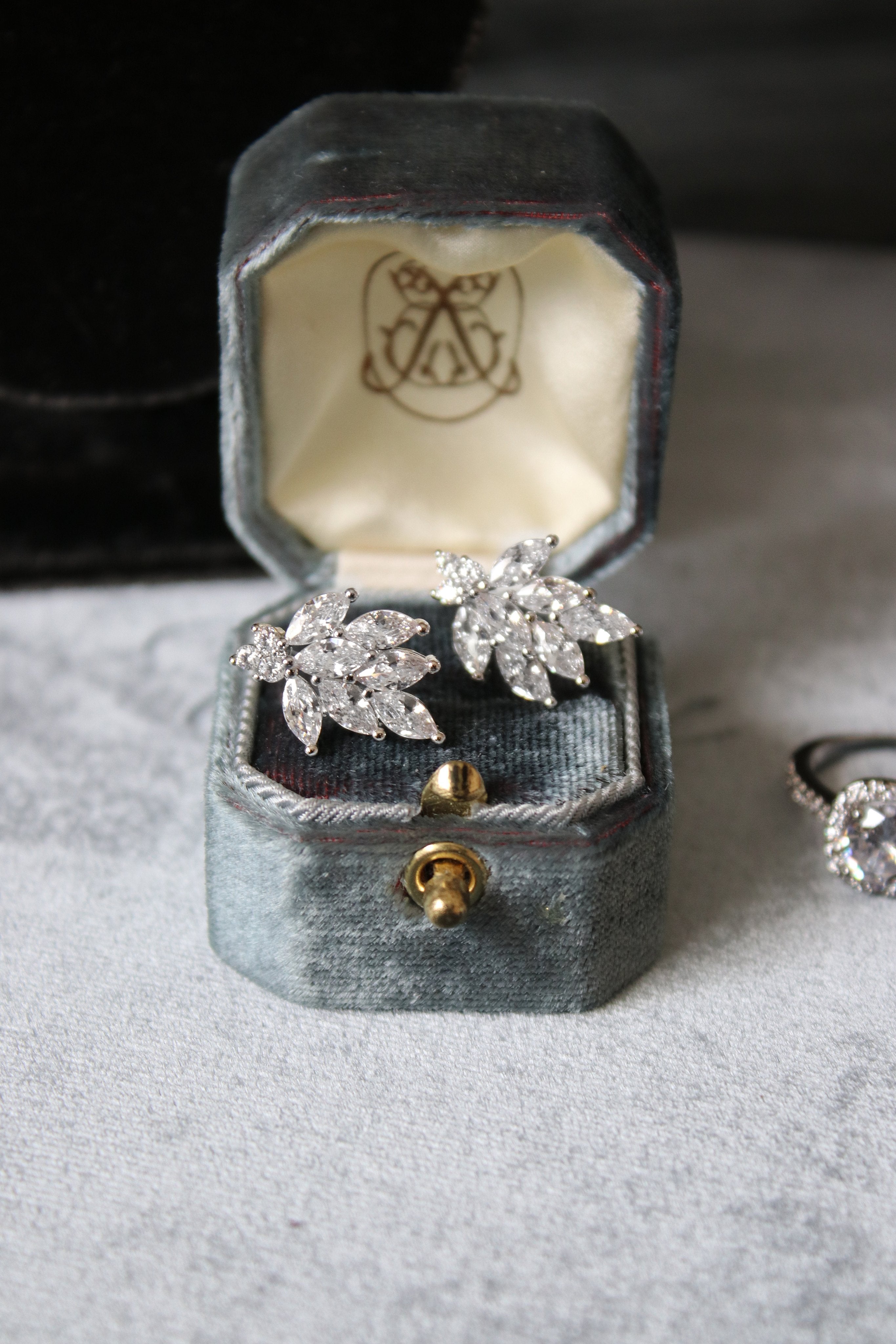 EDEN LUXE Bridal Jewelry MADELINA Cluster Earrings & Necklace Set