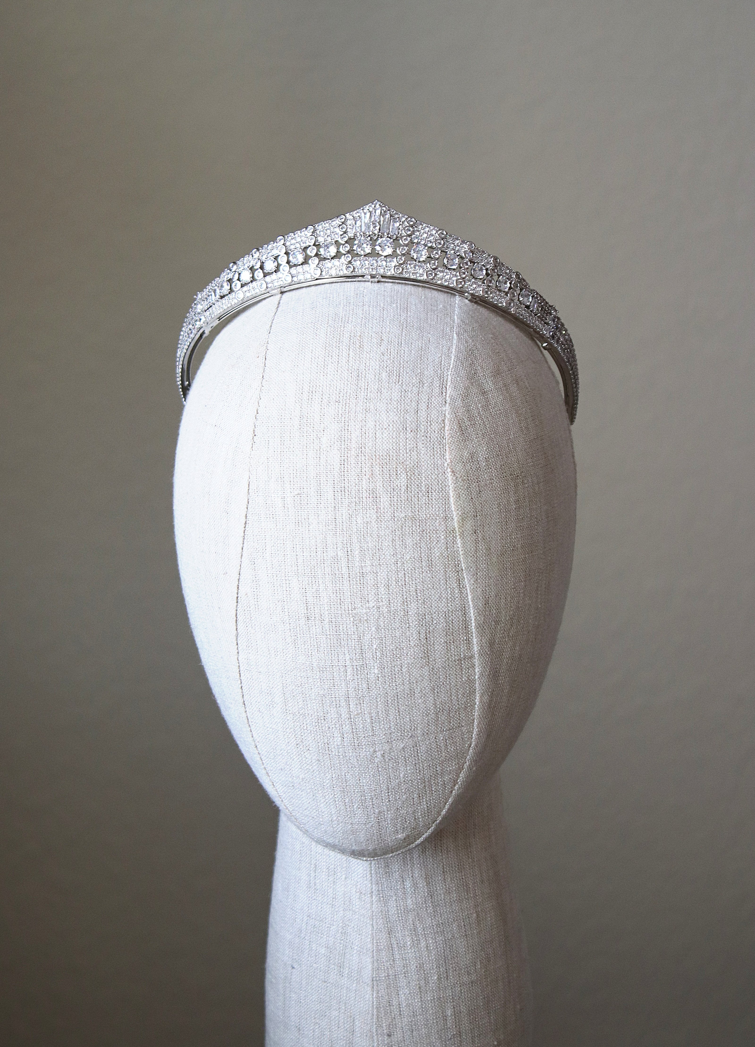 EDEN LUXE Bridal Tiara DUCHESS OF CALABRIA Simulated Diamond Royal Bridal Crown