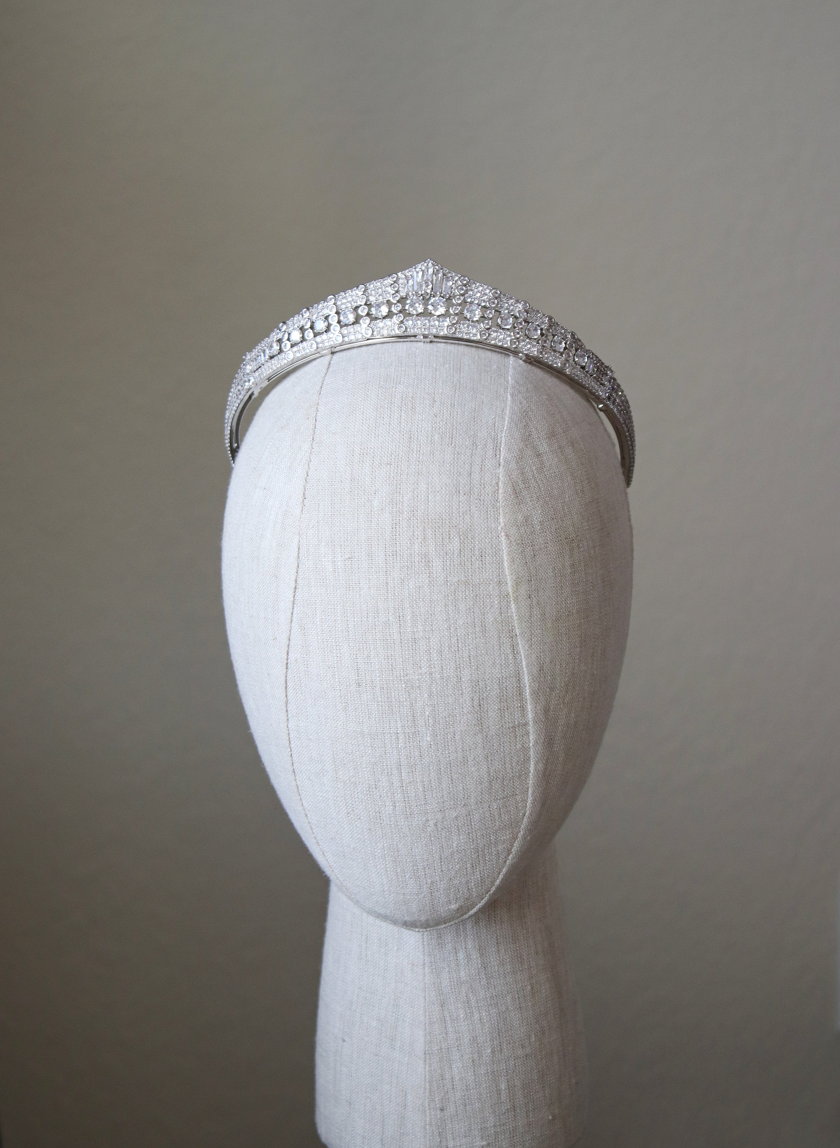 EDEN LUXE Bridal Tiara DUCHESS OF CALABRIA Simulated Diamond Royal Bridal Crown