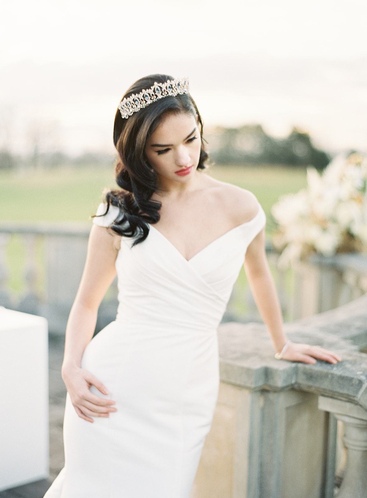 EDEN LUXE Bridal Tiara GRAND SERENA Rose Gold Tiara with London Blue Accent Stones and Pearls