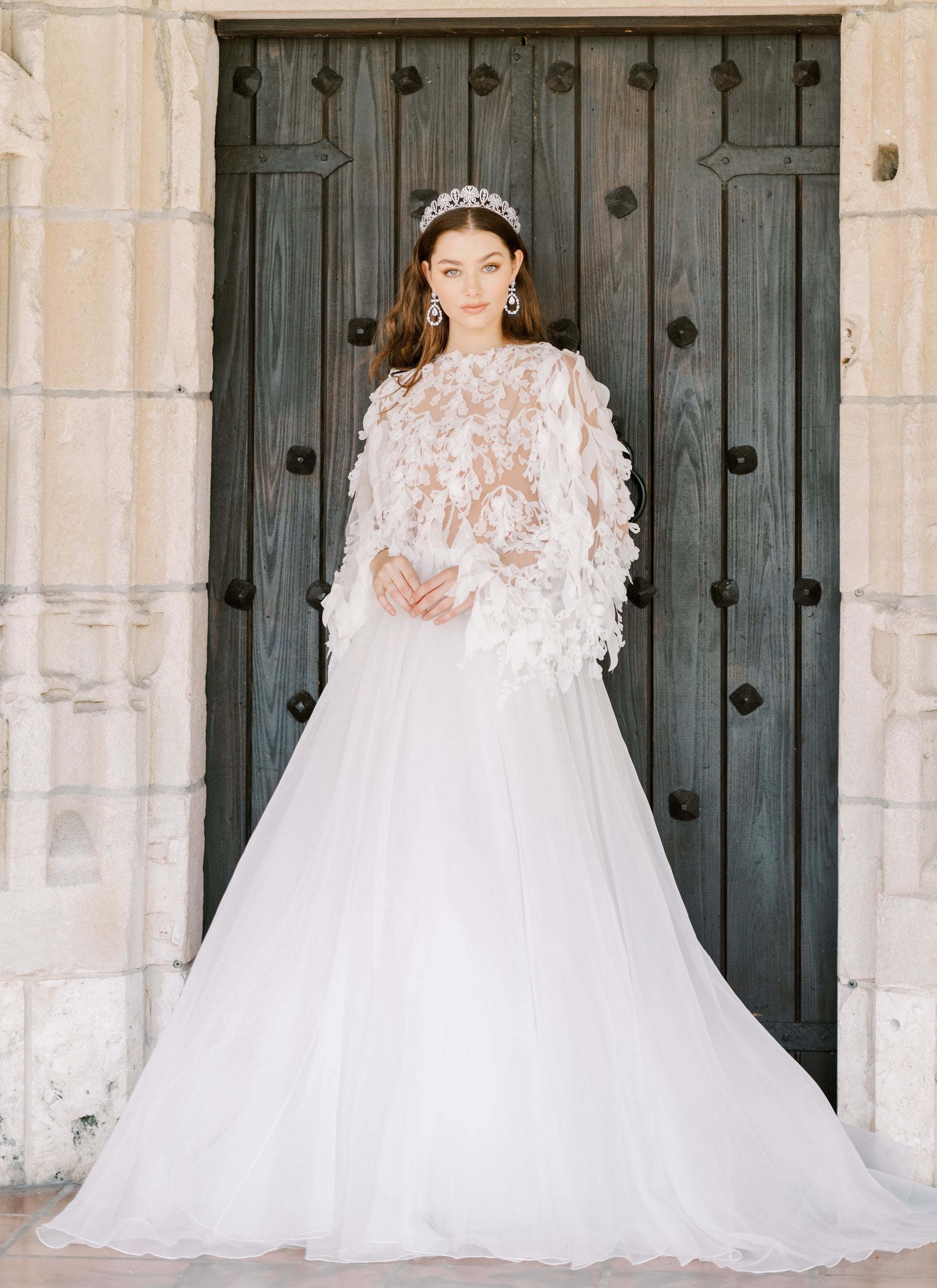 EDEN LUXE Bridal Tiara LILIBET Simulated Diamond Royal Bridal Crown