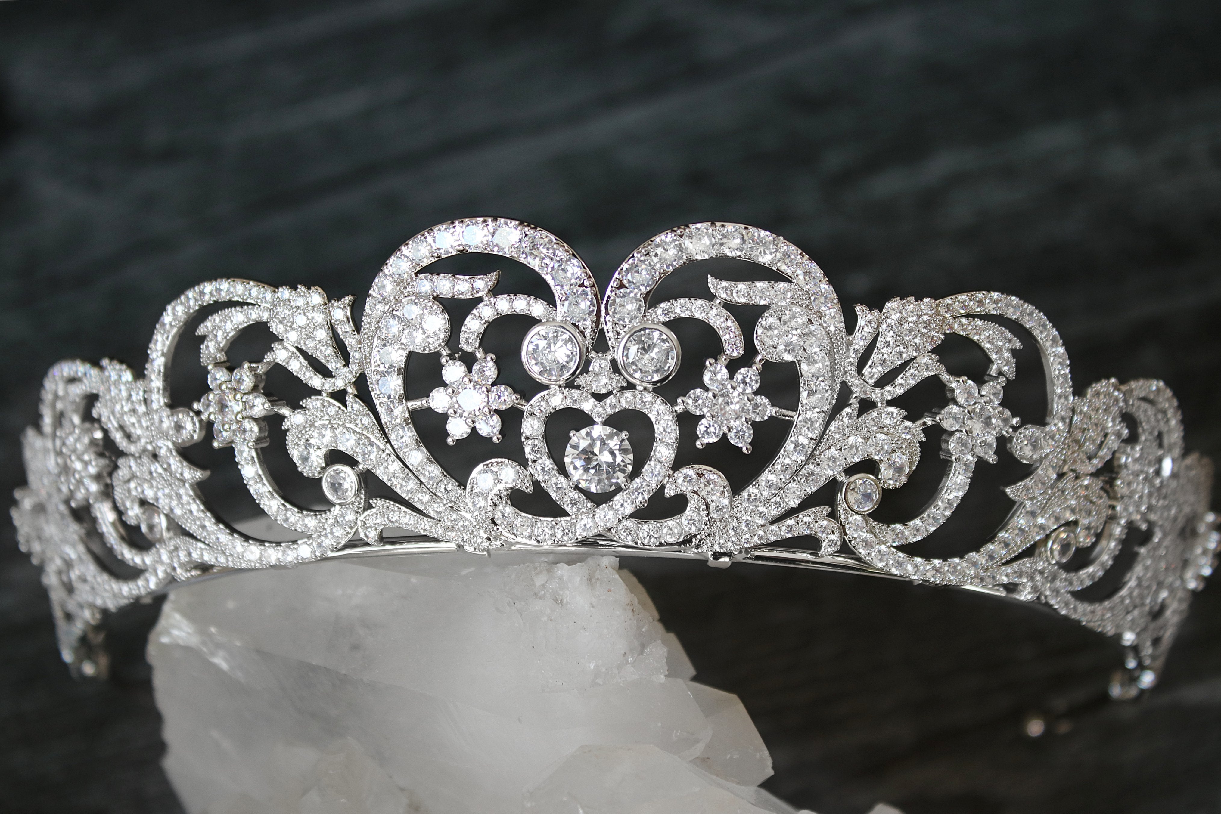EDEN LUXE Bridal Tiara Pearled DIANA PRINCESS OF WALES Royal Bridal Tiara