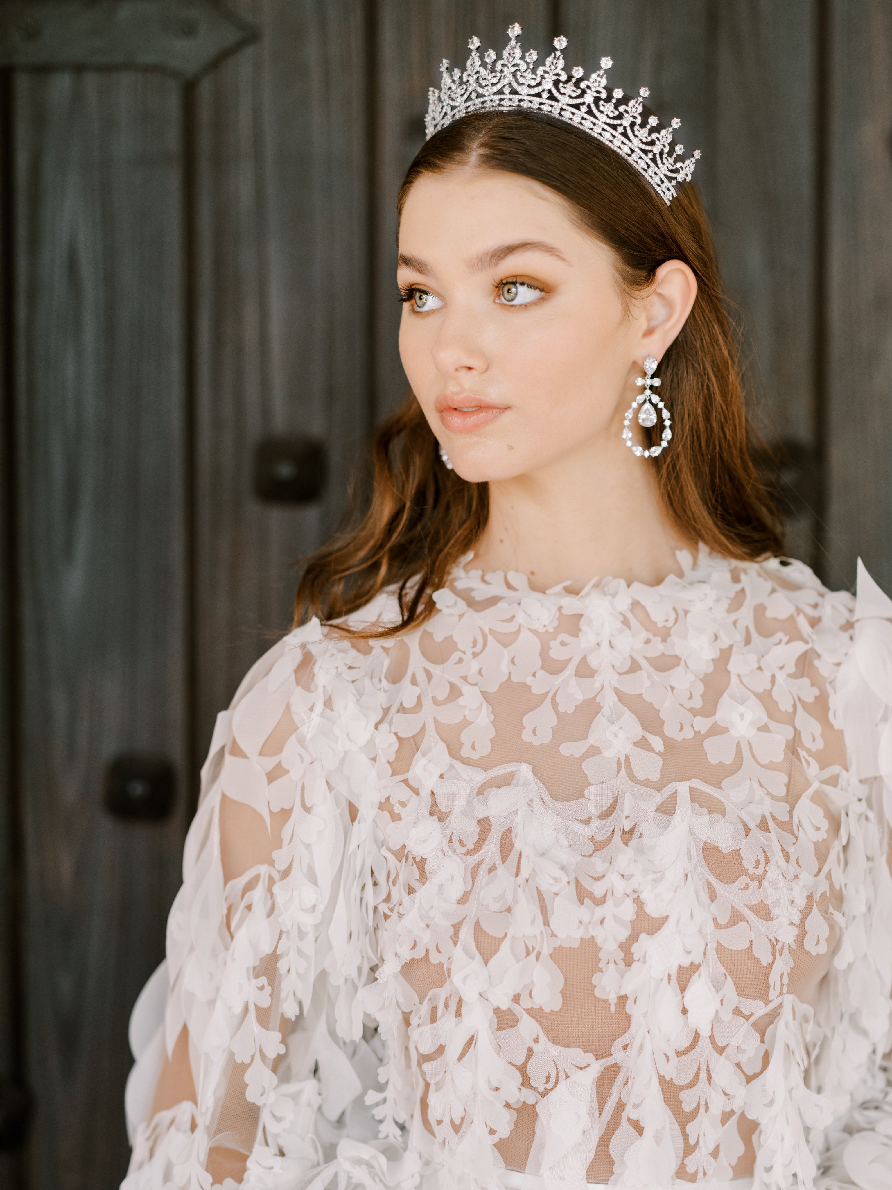EDEN LUXE Bridal Tiara PETITE QUEEN VICTORIA Simulated Diamond Royal Bridal Crown