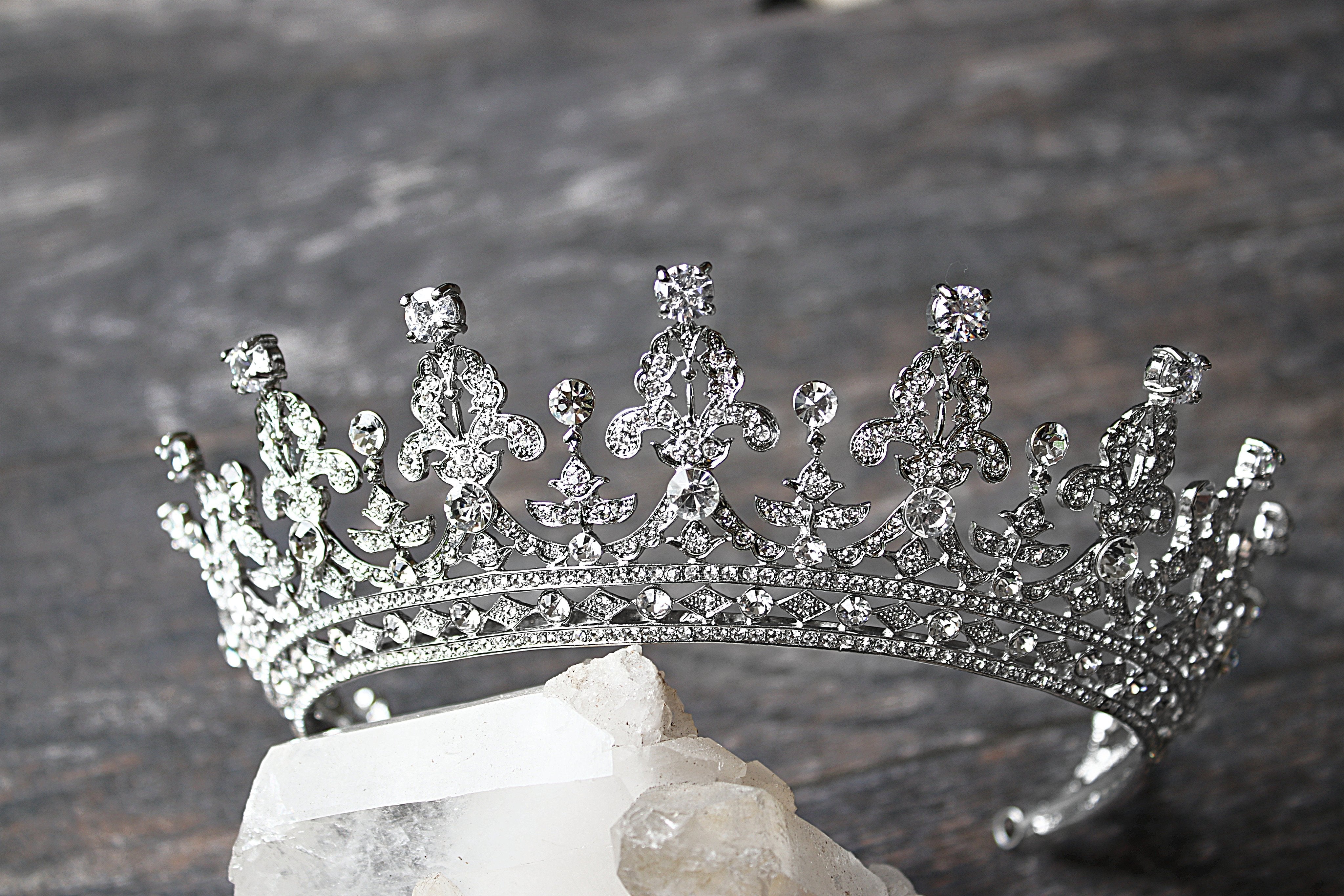 EDEN LUXE Bridal Tiara QUEEN VICTORIA 2 Bridal Tiara
