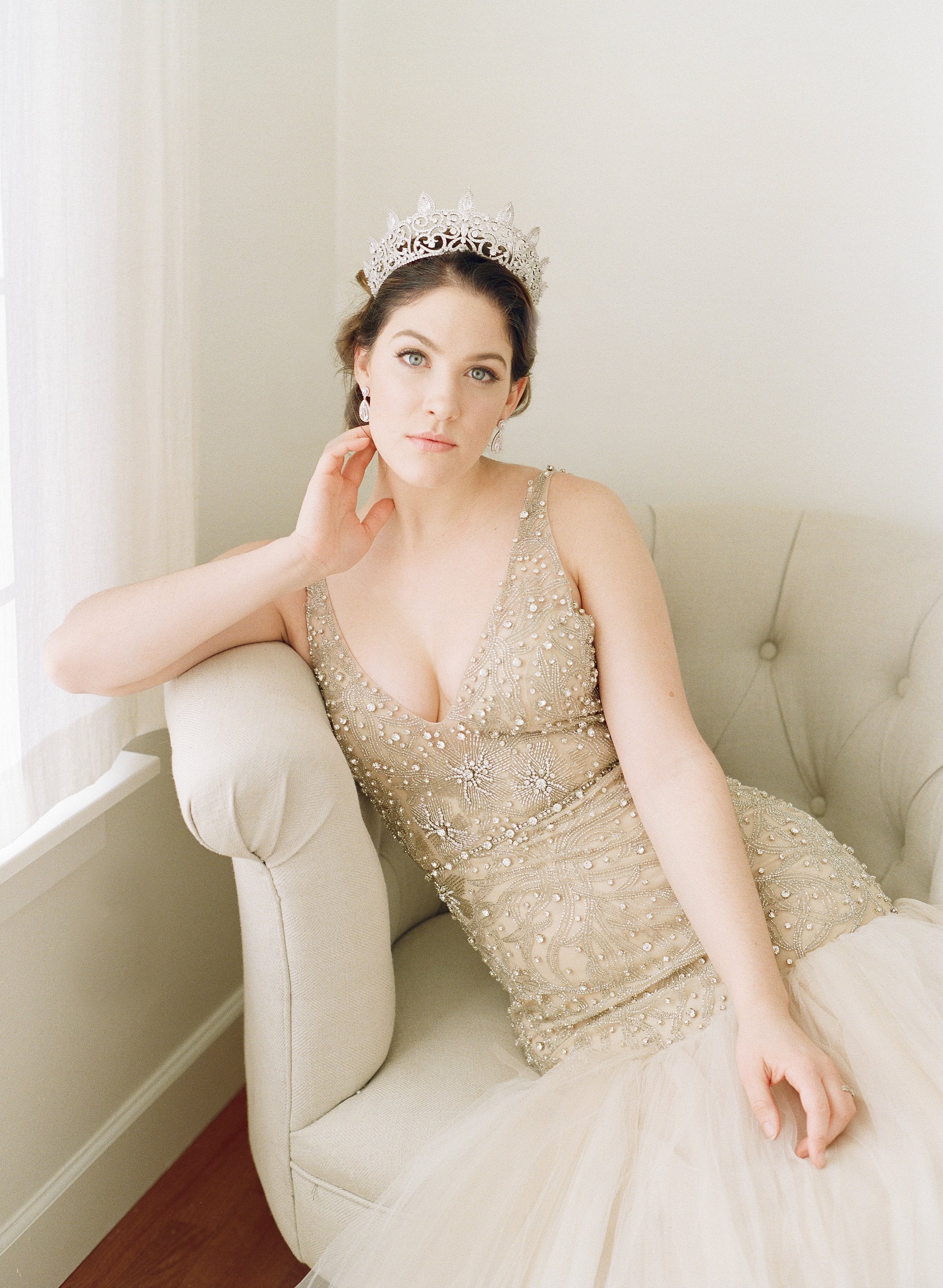 EDEN LUXE Bridal Tiara REINE Simulated Diamond Bridal Tiara and Earrings