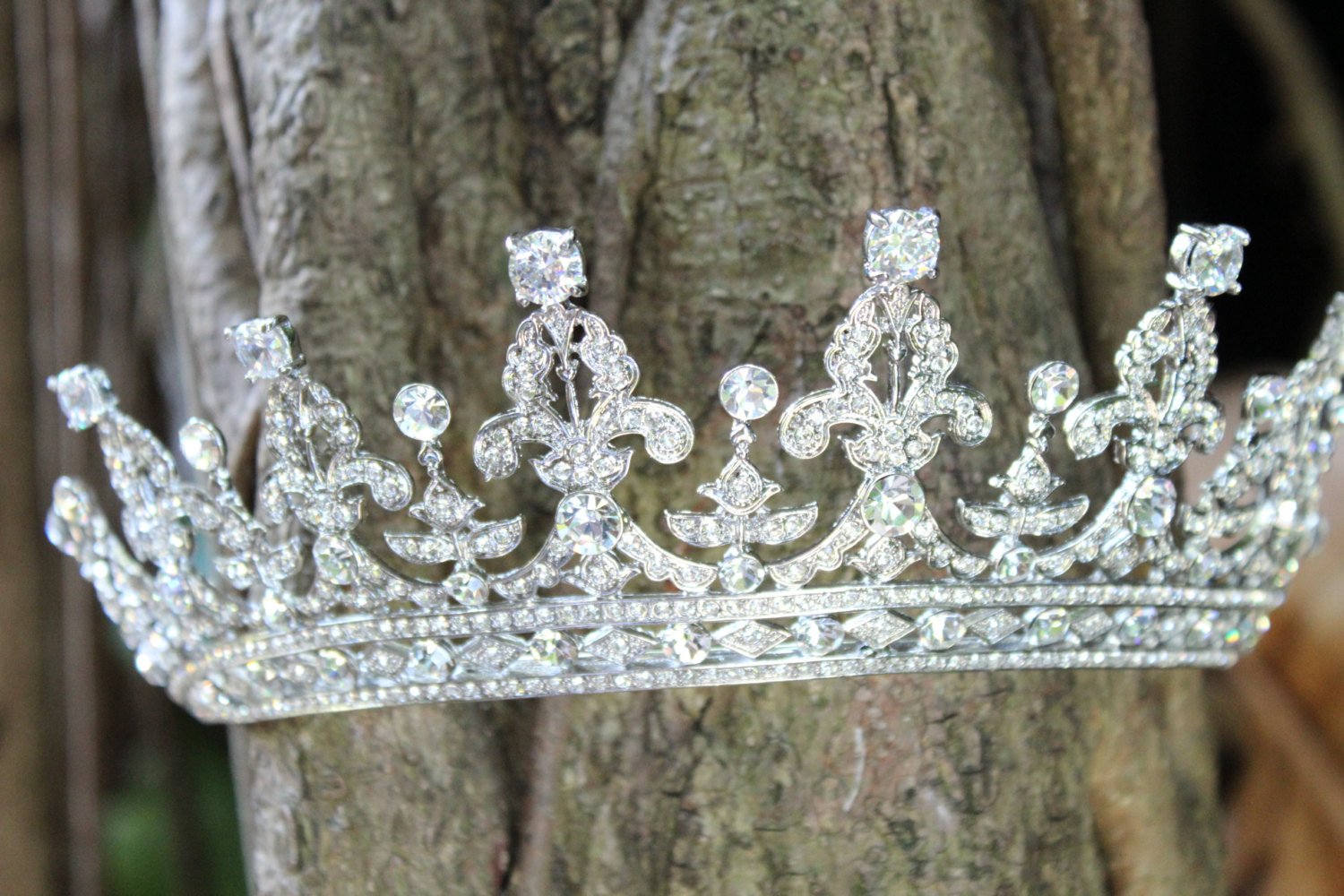 EDEN LUXE Bridal Tiara Silver QUEEN VICTORIA Bridal Tiara