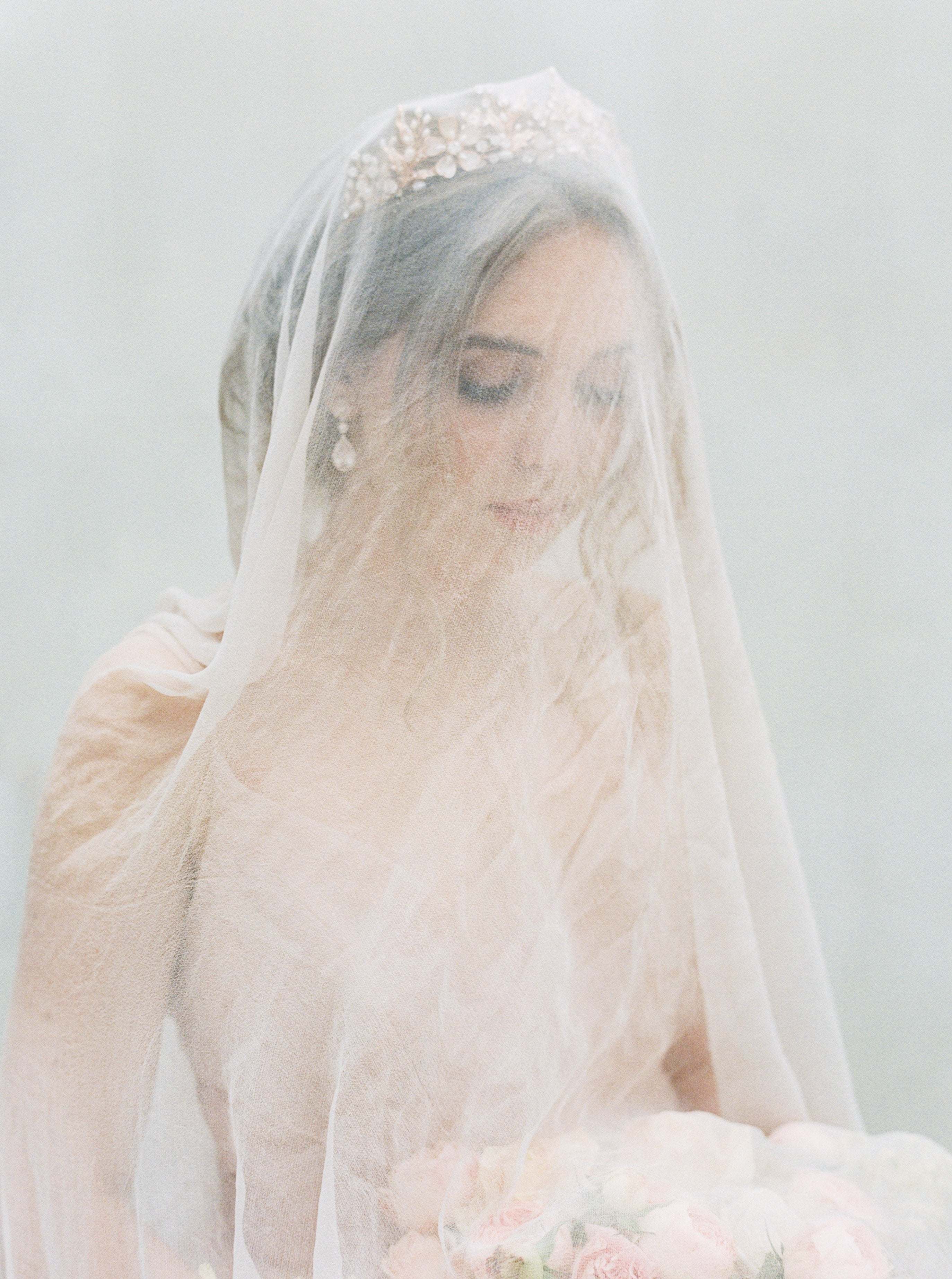 ELBDC Tiara, Tiaras GENEVIEVE Tiara