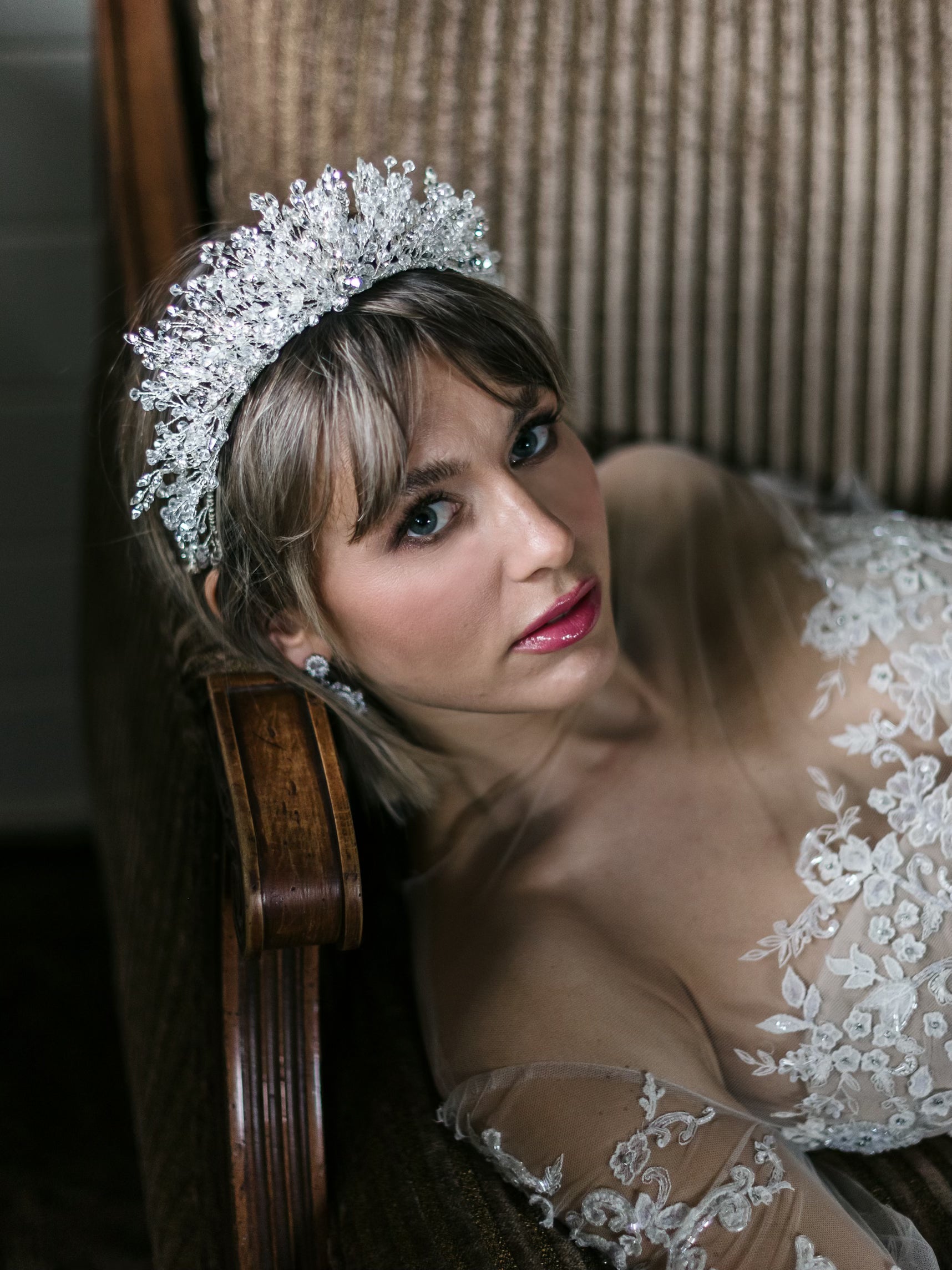 Princess Bride wearing a tiara | EDEN LUXE Bridal