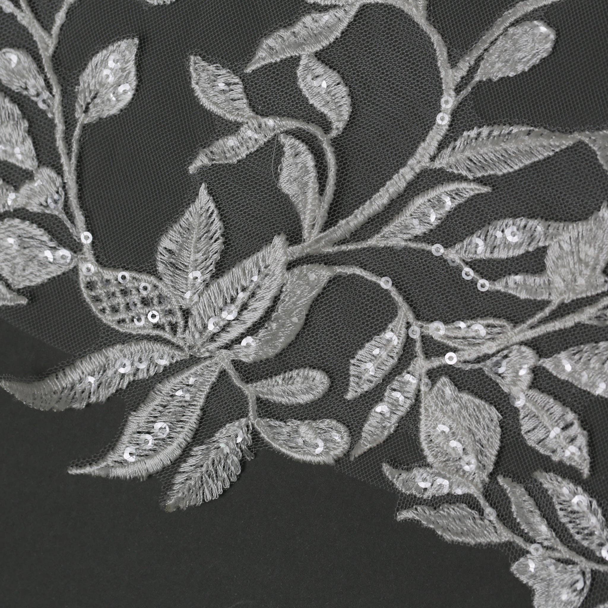 FS6228 Floral Vine Embroidered Lace Bridal Veil 108": Ivory / 108"X72"