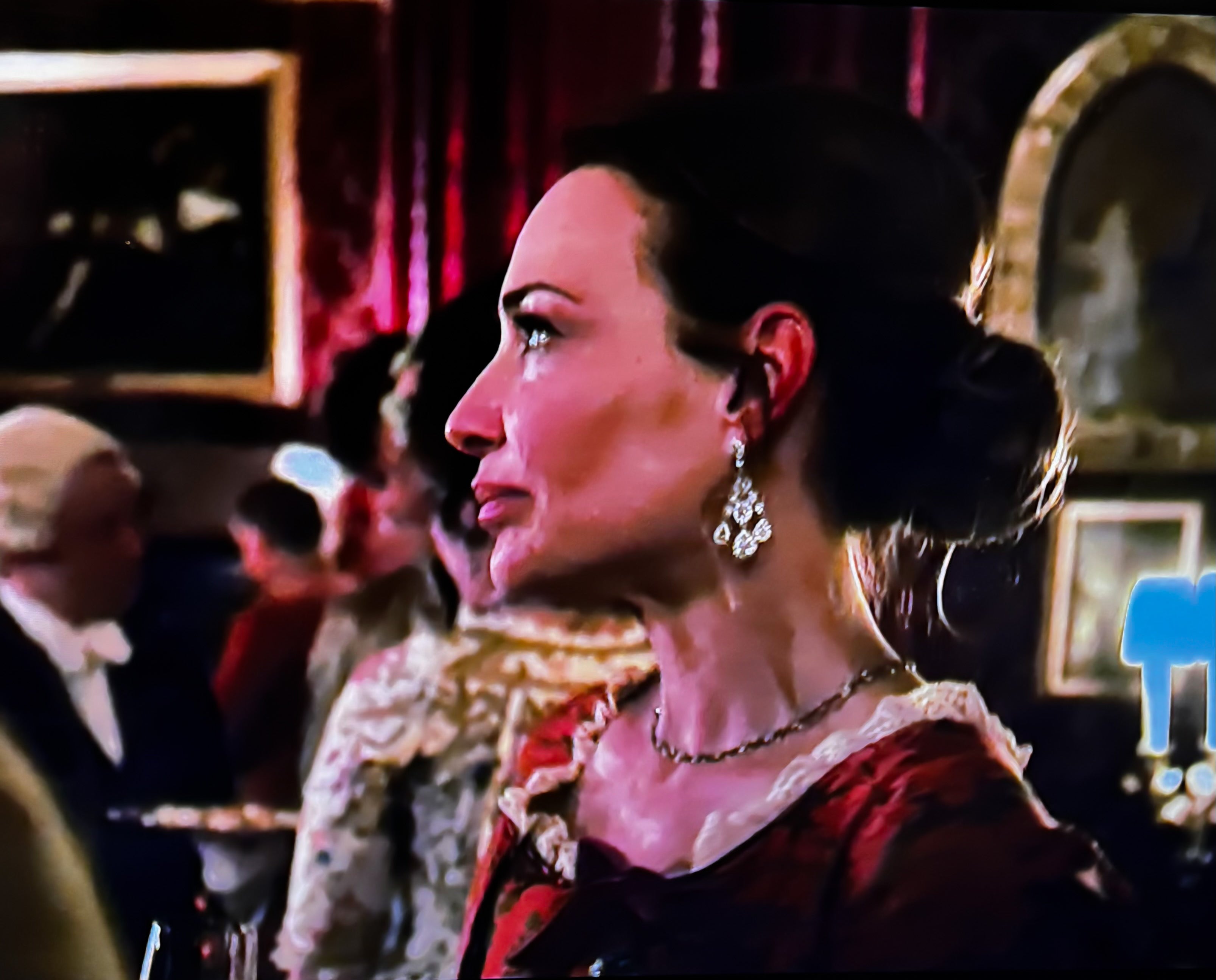 ISABELLA Bridal Chandelier Earrings