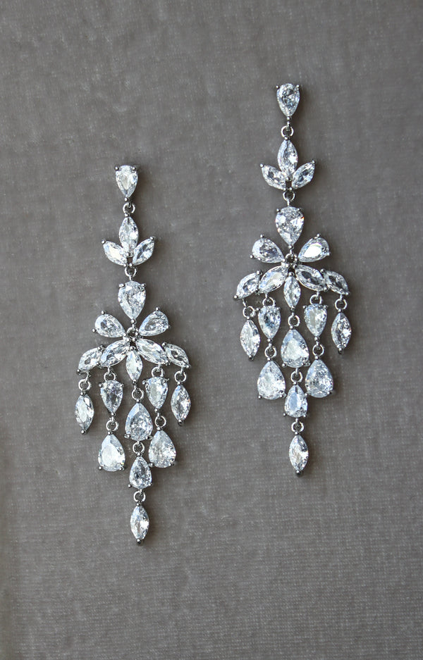 ESMÉ chandelier earrings | EDEN LUXE Bridal