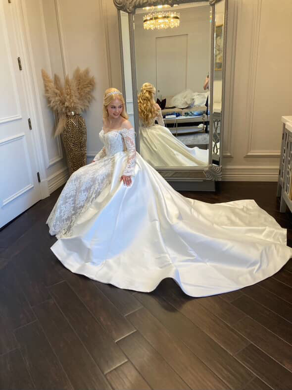 CONSTANCE Simulated Diamond Tiara