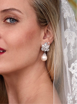 Pearl earrings on bride | EDEN LUXE Bridal