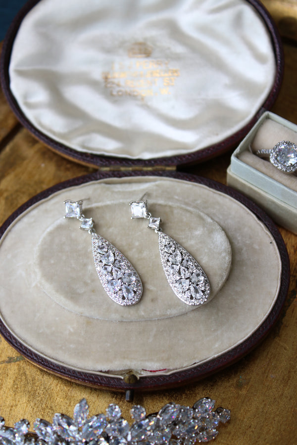 Drop Earrings for Brides | EDEN LUXE Bridal