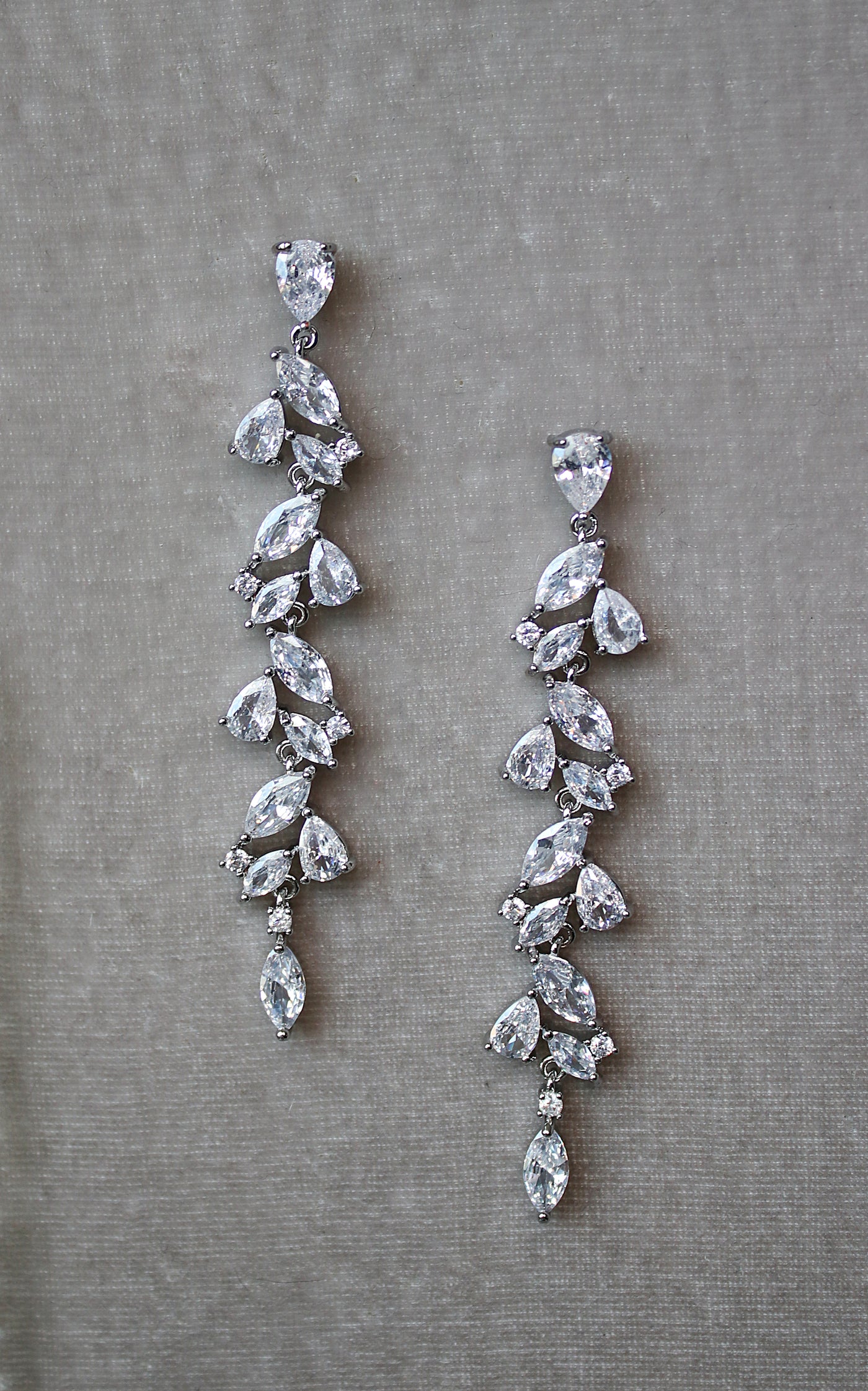 Estelle pearl earrings main image 1
