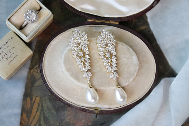 Gold Pearl Drop Wedding Earrings | EDEN LUXE Bridal 