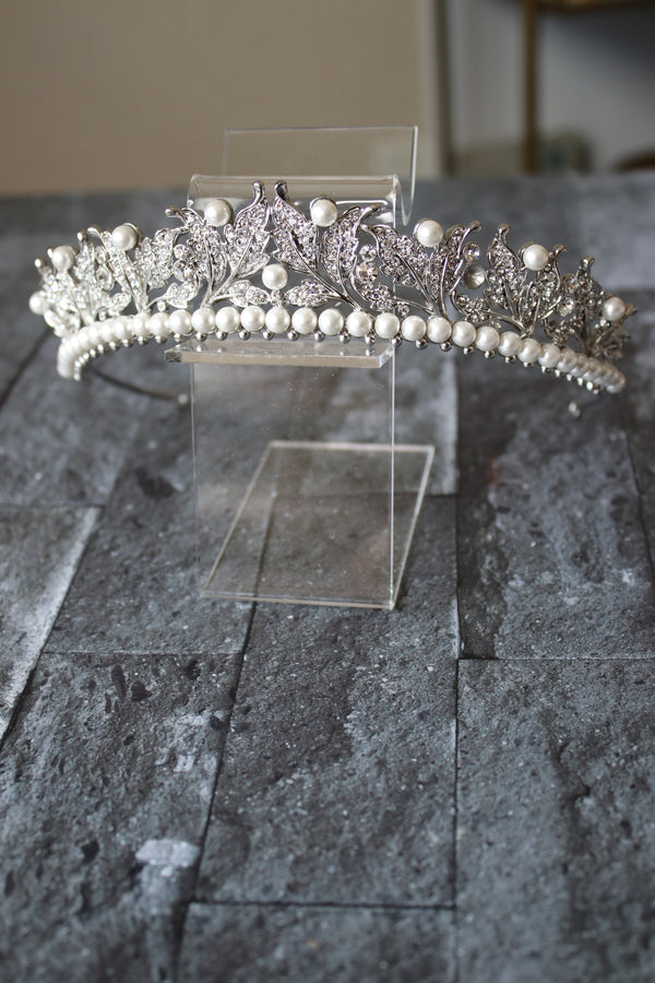 Tiara Display Stand | EDEN LUXE Bridal