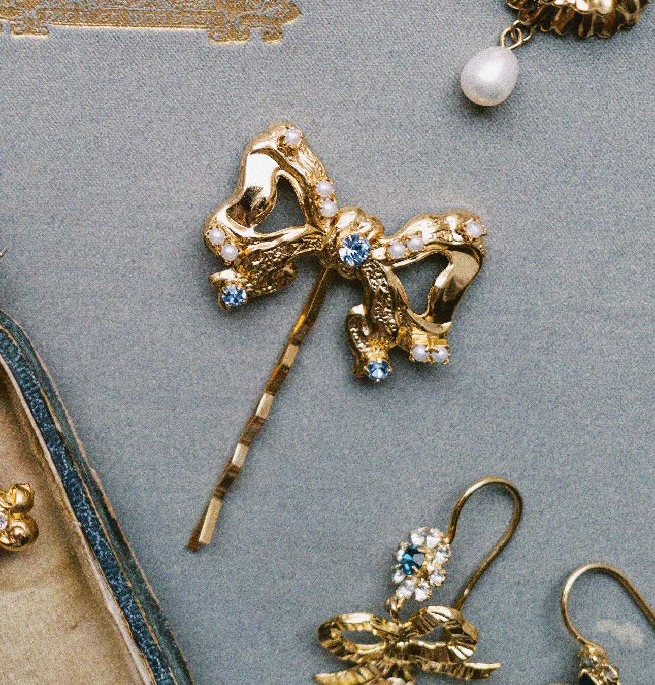 ANTOINETTE Bow Bobby Pin – EDEN LUXE Everyday