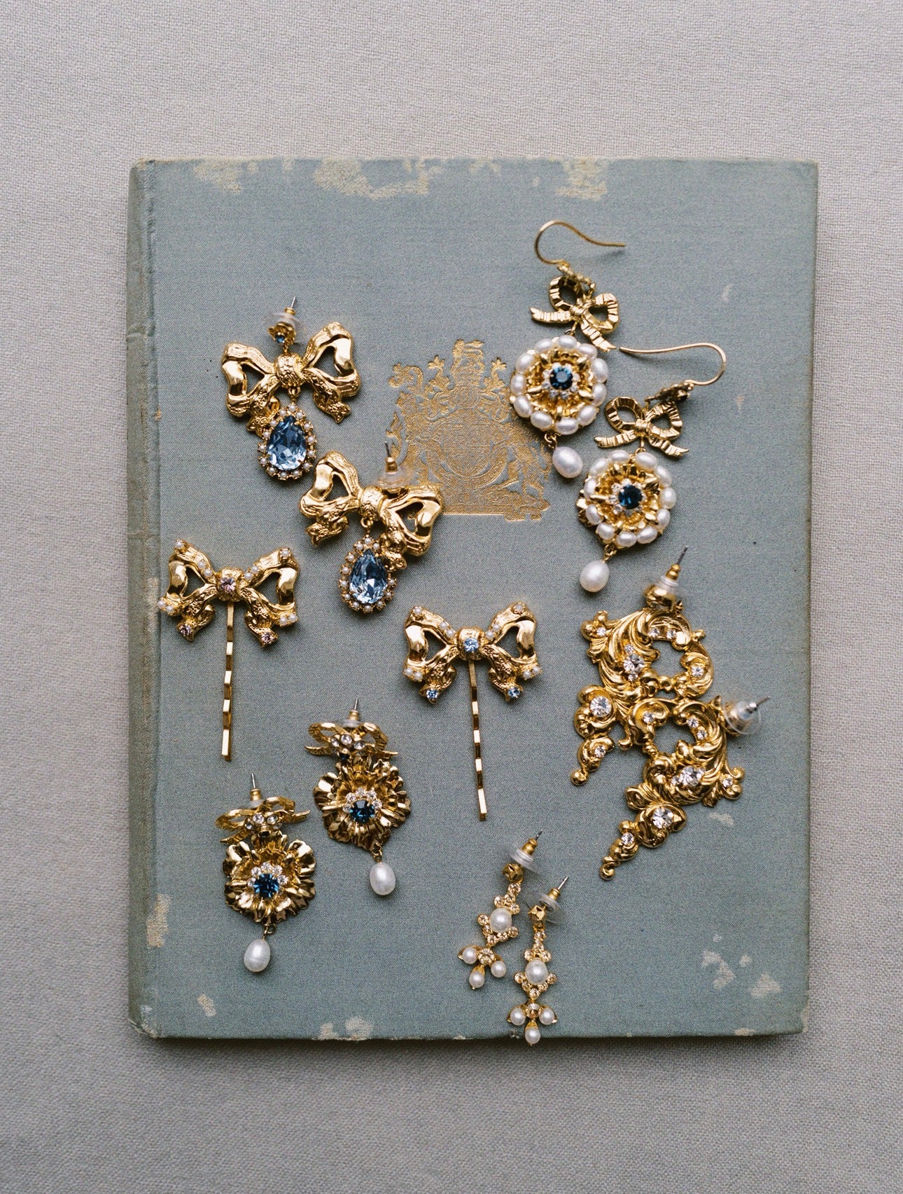 ANTOINETTE Bow Bobby Pin – EDEN LUXE Everyday