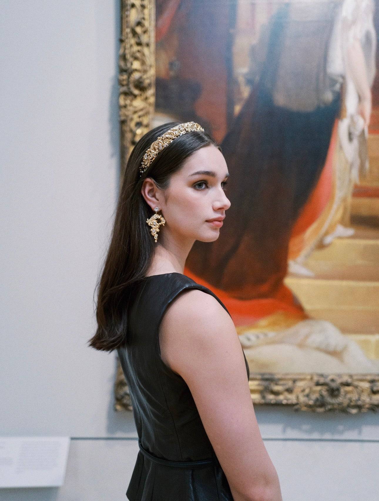 VICTORIA Everyday Tiara™ Halo – 14k Gold Plated Rococo Swarovski Crystal Crown - EDEN LUXE Everyday