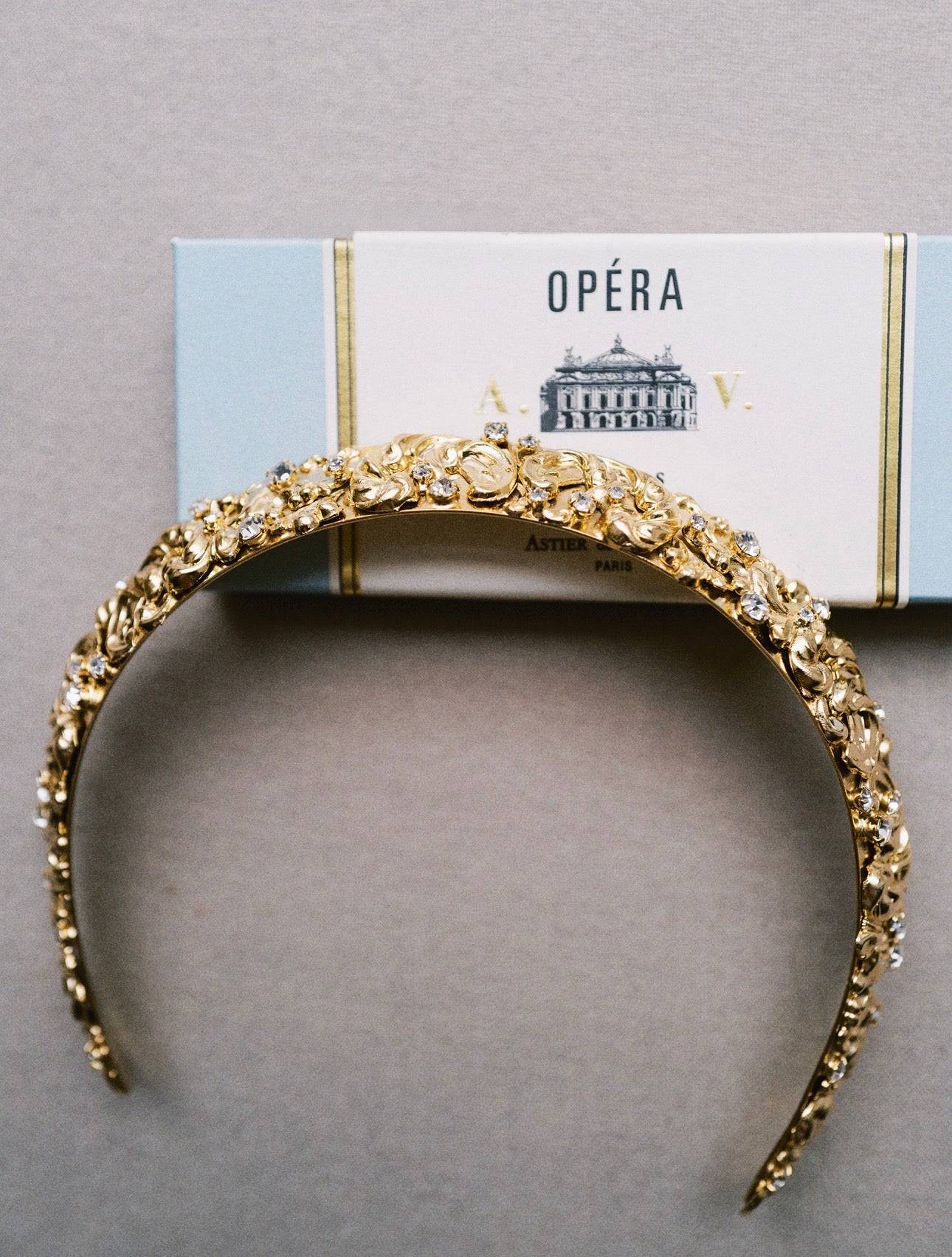 VICTORIA Everyday Tiara™ Halo – 14k Gold Plated Rococo Swarovski Crystal Crown - EDEN LUXE Everyday