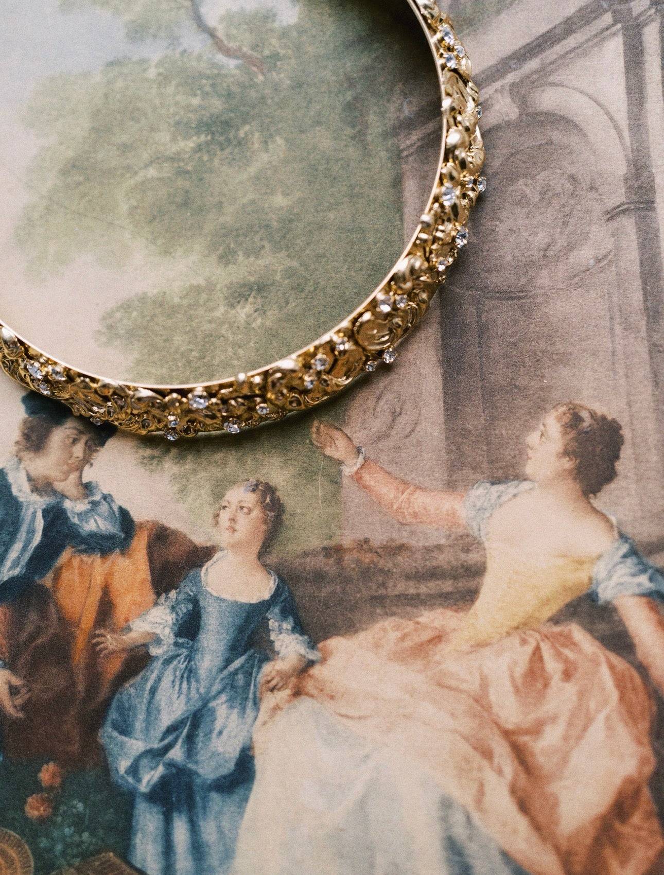 VICTORIA Everyday Tiara™ Halo – 14k Gold Plated Rococo Swarovski Crystal Crown - EDEN LUXE Everyday