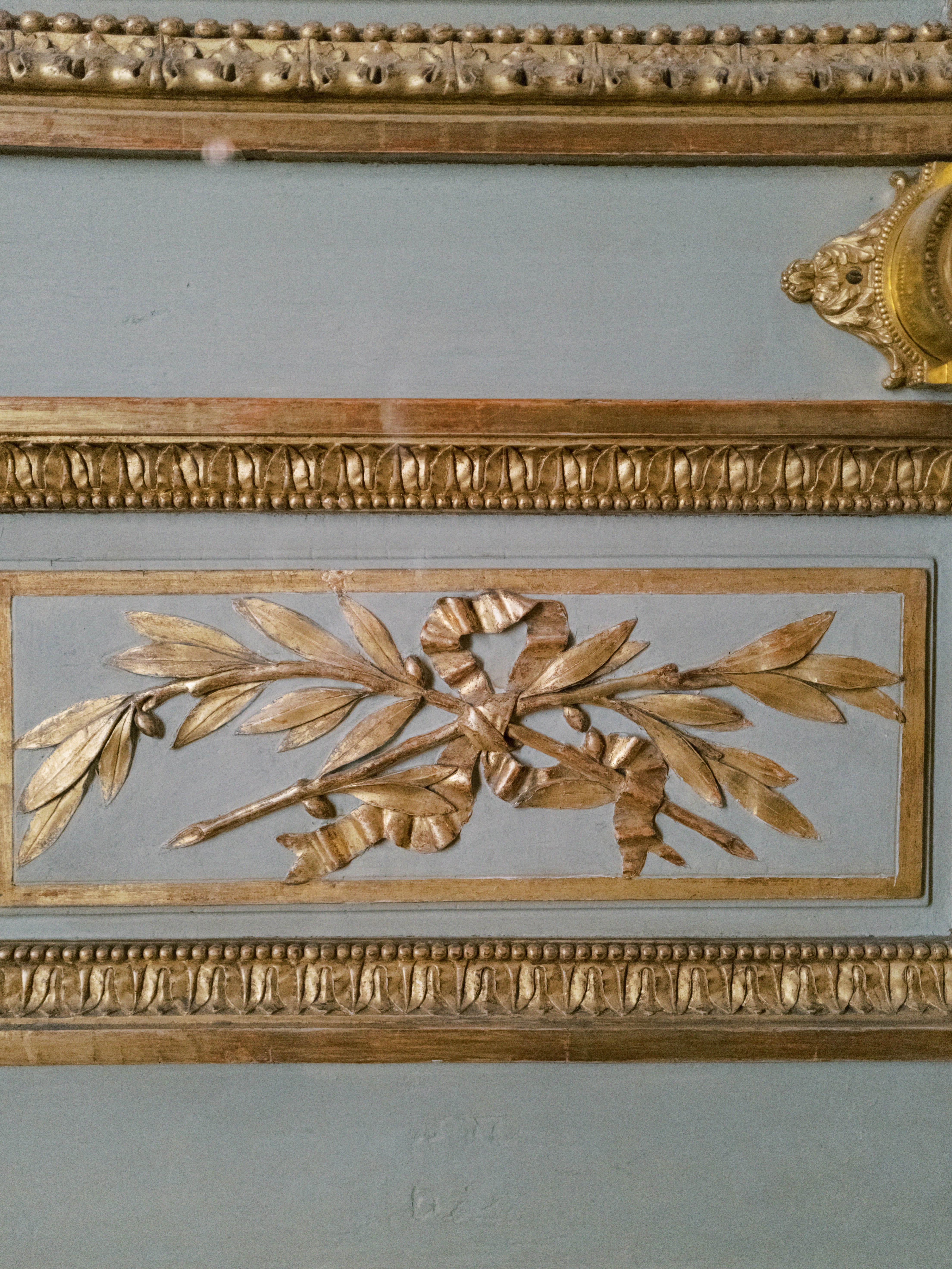 BEAUMONT Drop Earrings – 14k Gold Plated Baroque Swarovski Crystal Earrings - EDEN LUXE Everyday