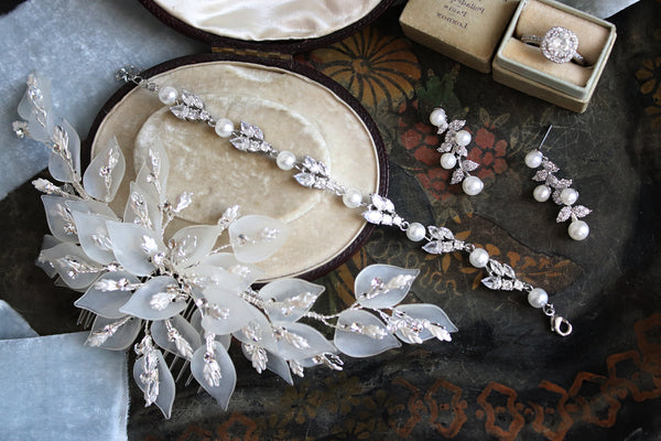 HOPE Leaf and Crystal Hair Comb and Bracelet | EDEN LUXE Bridal
