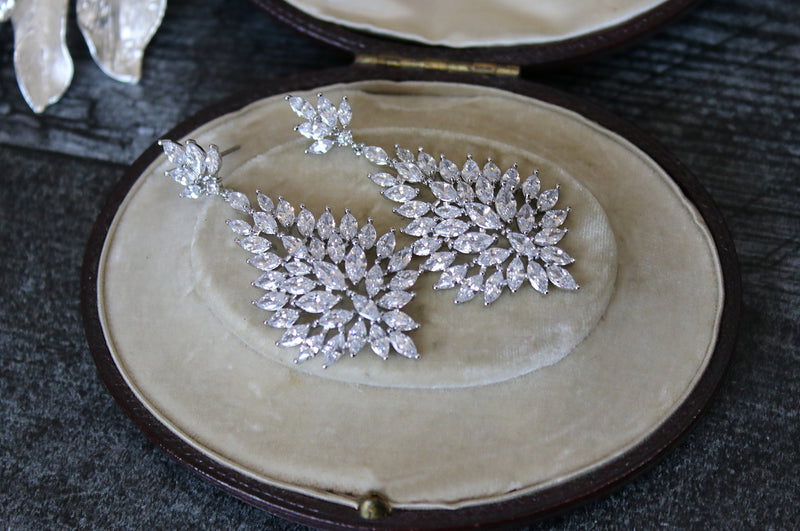 Boho crystal bridal earrings – VeroBride