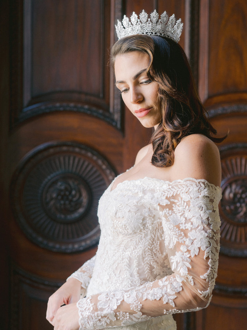 Princess Long Sleeves Wedding Dresses Deep V Neck Lace Appliques Bridal  Gowns | eBay