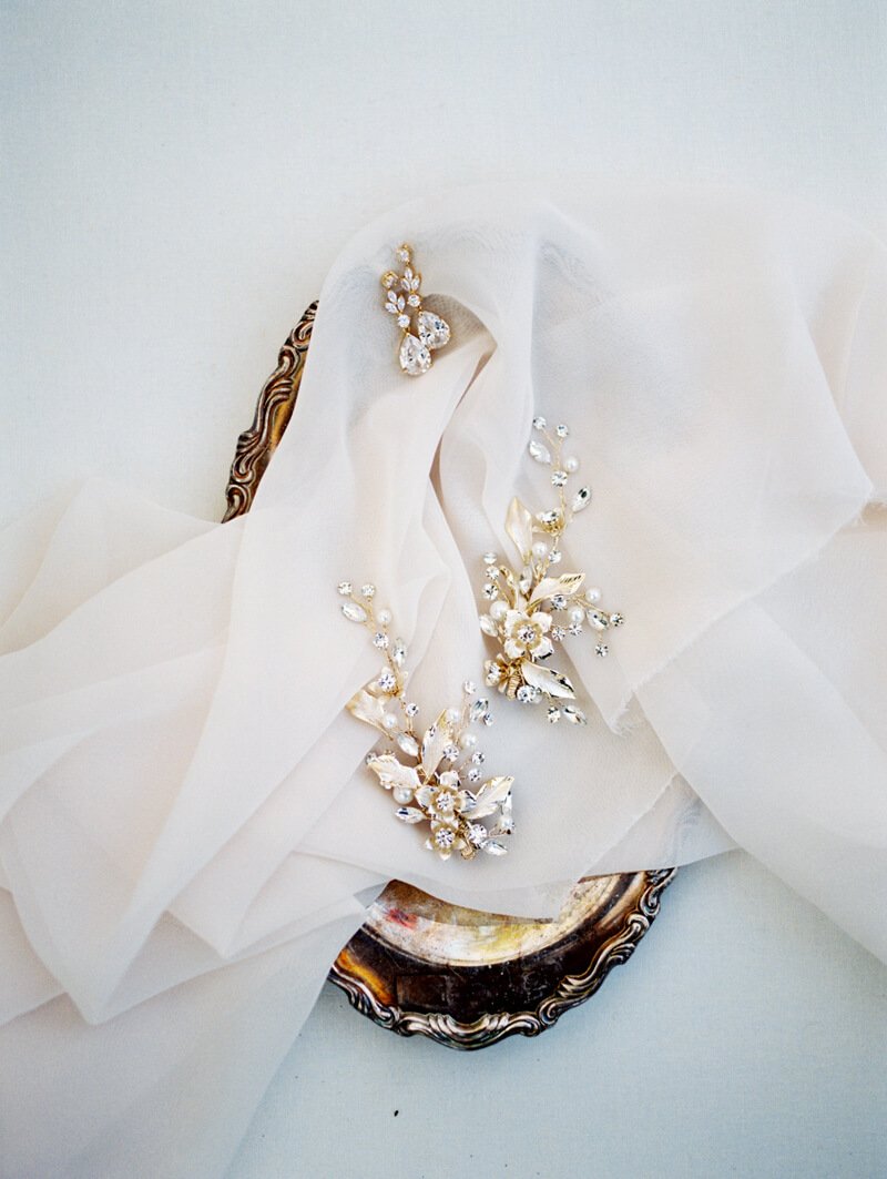 EDEN LUXE Bridal Headpiece Gold / 1 Clip APRIL Gilded Leaves Hair Clip Set