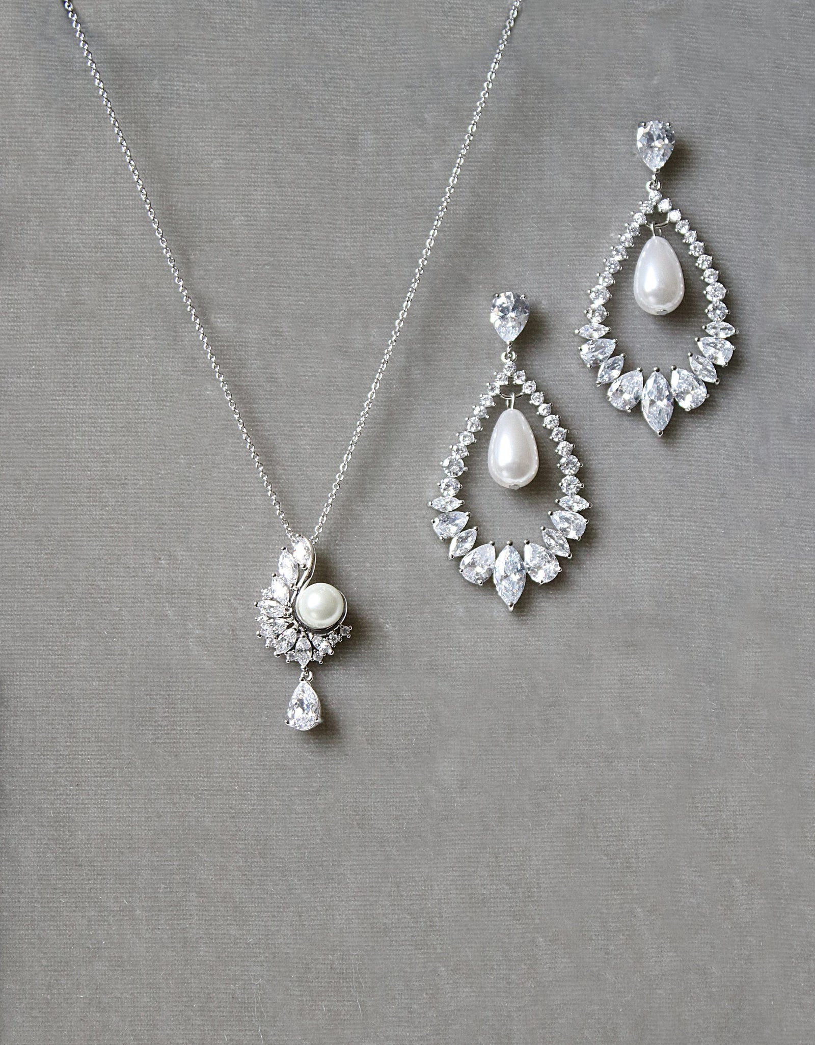 Diamond and pearl bridal fashion jewelry sets