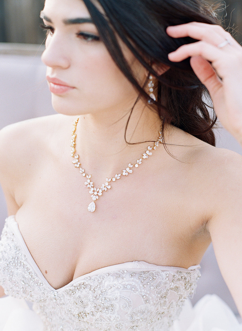 Best Wedding Jewelry for Any Neckline - How to Style a Necklace