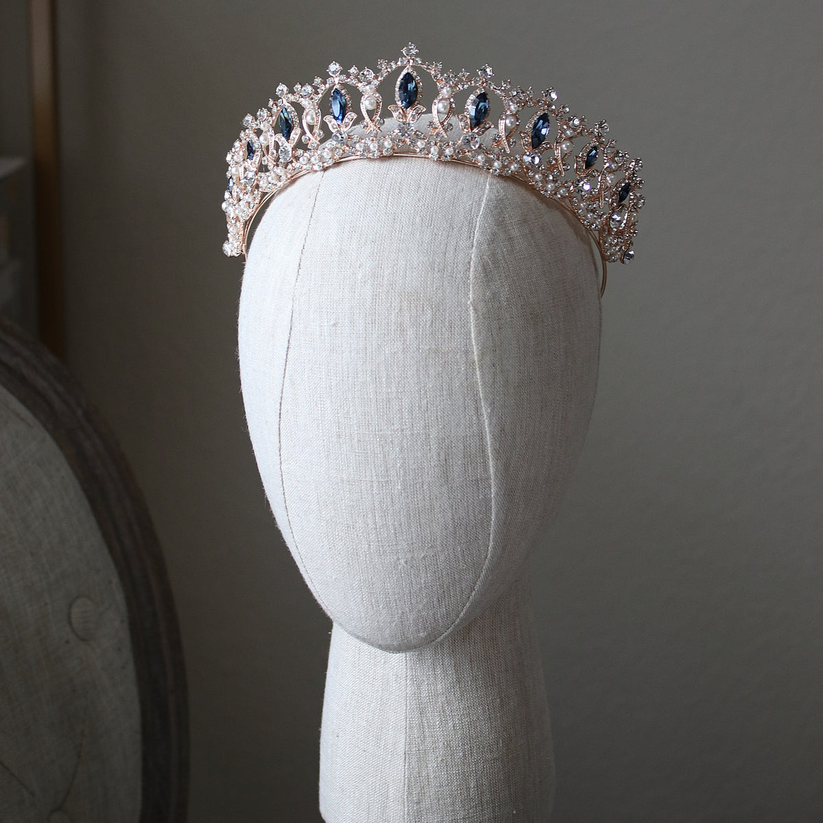 Silver Crystal Tiara Headband with Clear Accent Stone Amazon.com : Didder Silver Crystal Tiara Crown Headband  main image 2